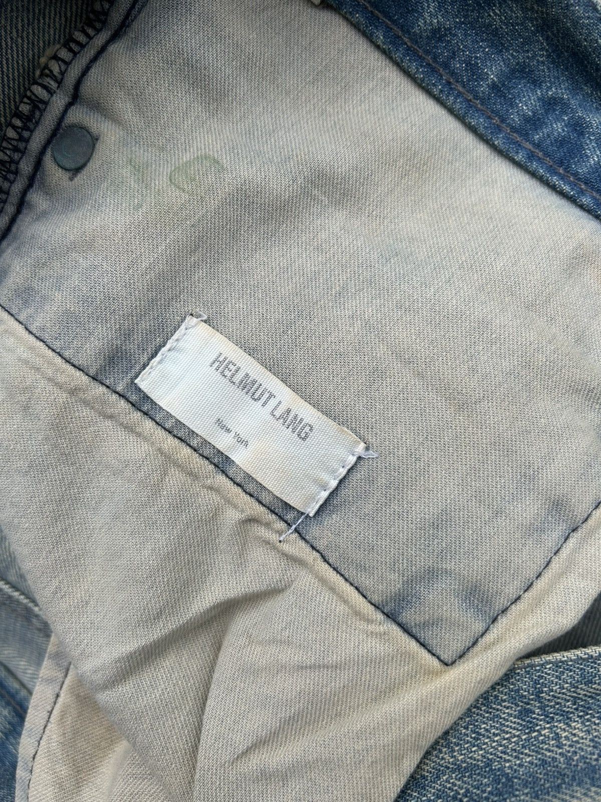 Helmut Lang HELMUT LANG NY SELVEDGE BUTTON FLY DISTRESSED DENIM JEANS Size US 34 / EU 50 - 17 Thumbnail