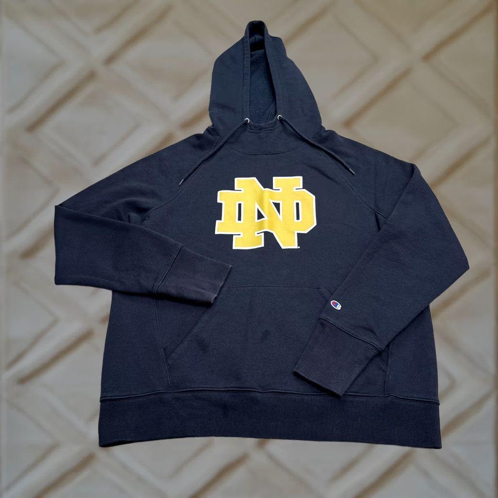 Disney VINTAGE Nike Shirt Womens 2X Black Notre Dame Fighting Irish Hoodie Sweatshirt Pullover With Logo Size XXL / US 16-18 / IT 52-54 - 1 Thumbnail