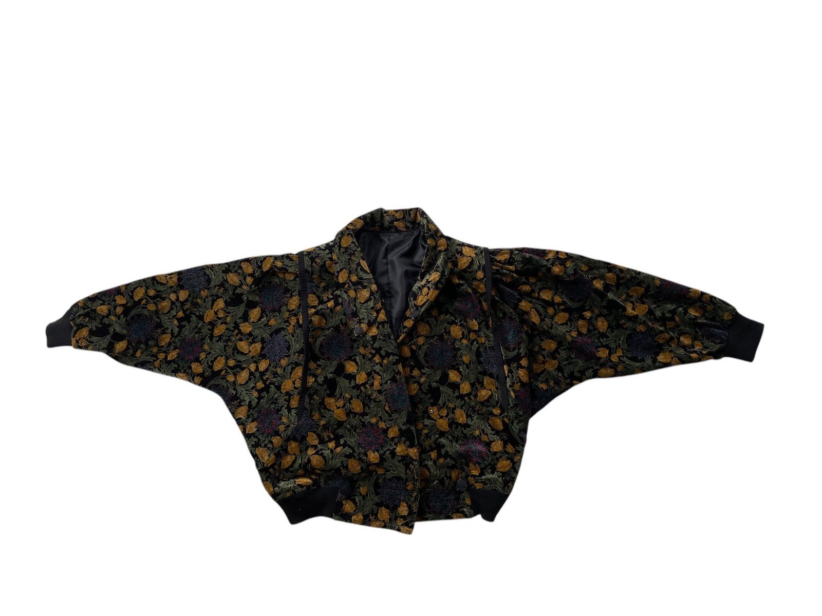 Japanese Brand × Vintage Vtg Velvet Full Printed Flower Japanese Brand Size US M / EU 48-50 / 2 - 3 Thumbnail