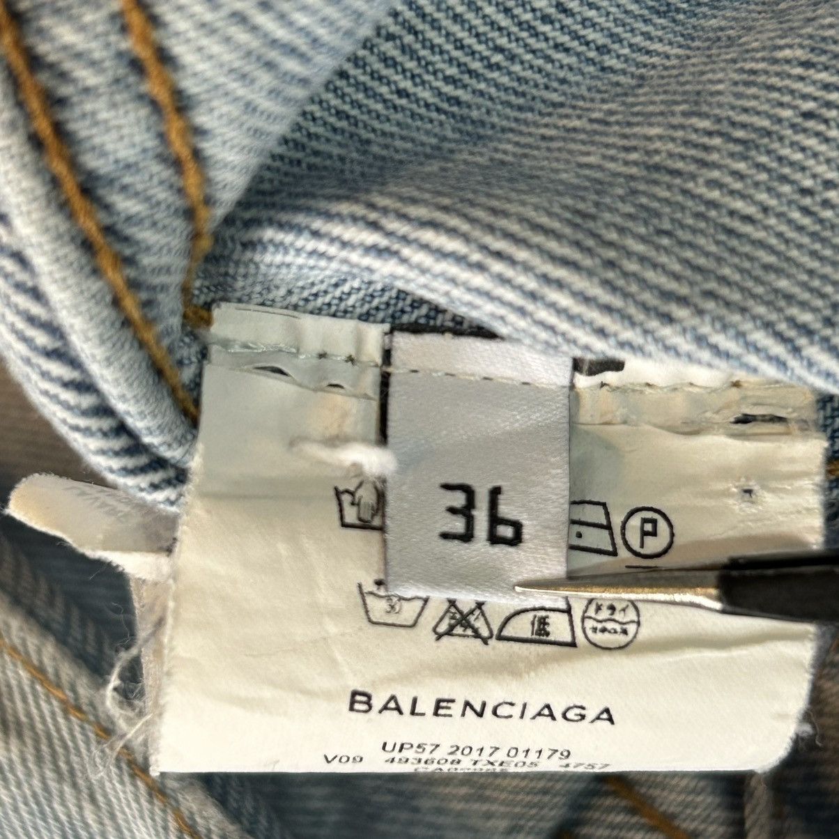 Balenciaga All over Print Distressed Denim Jacket SZ 36 EU Size US L / EU 52-54 / 3 - 10 Thumbnail