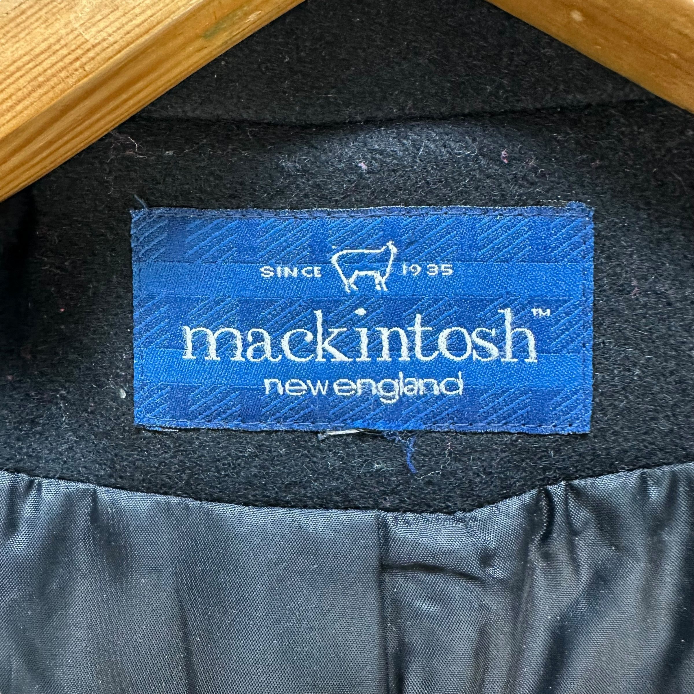Mackintosh Mackintosh Double Breasted Belted Wool Coat #A8-0193 Size US L / EU 52-54 / 3 - 7 Thumbnail