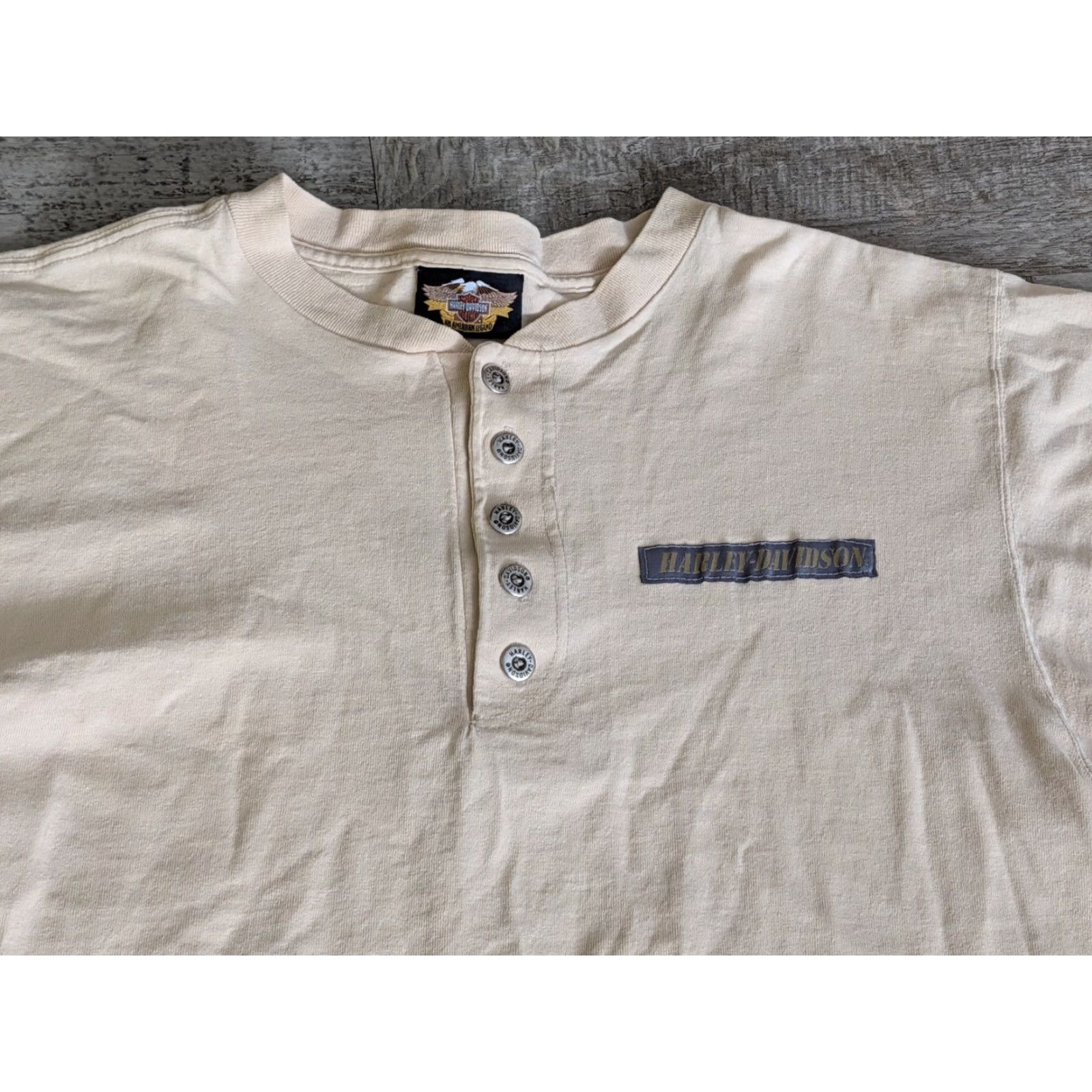 Harley Davidson VINTAGE Harley-Davidson Henley Tee Shirt S/M Beige VGUC Biker Shirt Adult Mens Size S/M Cotton Tee Shirt Logo Button Henley 90s Motorcycle - Mens Size US S / EU 44-46 / 1 - 2 Thumbnail