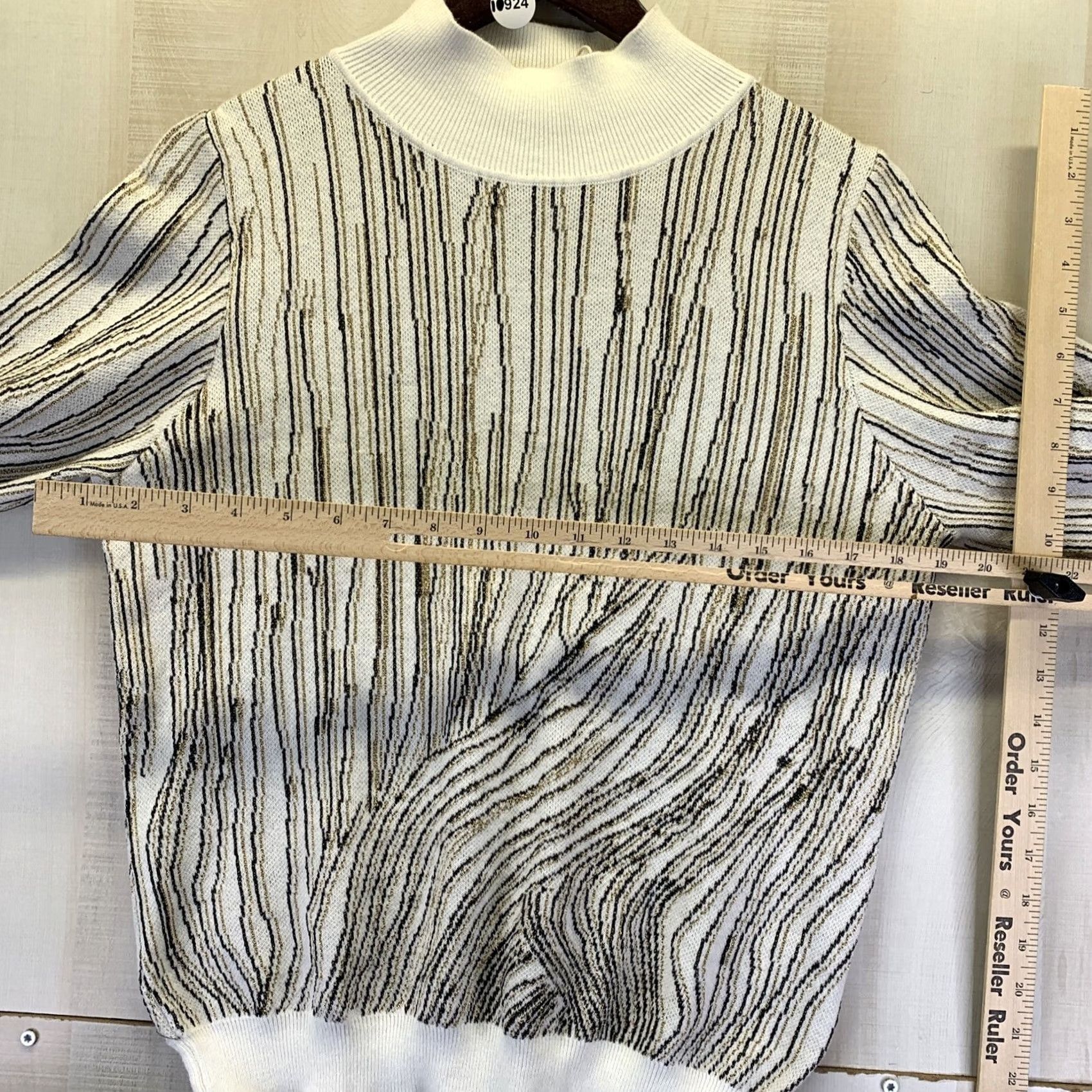 Nasty Gal Nasty Gal Metallic Puff Shoulder Jumper Cream S/M Womens Sweater NWT-10924 Size S / US 4 / IT 40 - 4 Thumbnail