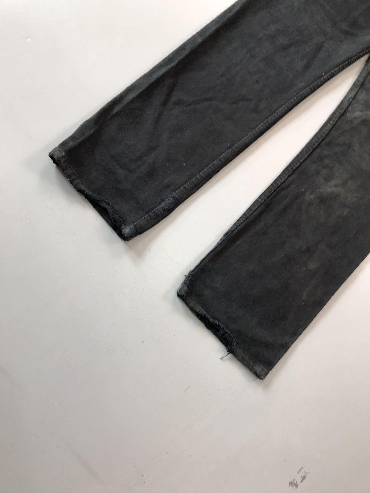 Levi's Vintage Levi’s 501 paper tab distressed denim Size US 30 / EU 46 - 12 Thumbnail