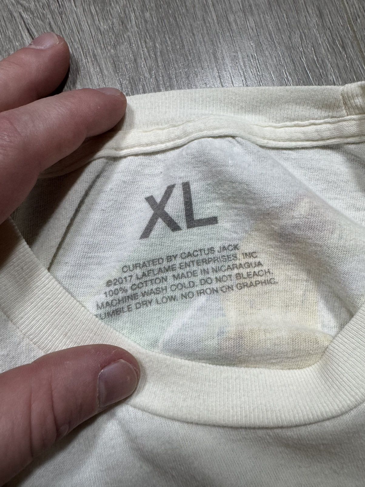 Travis Scott Travis Scott Seeing Is Believing Tour Dragonfly Cream Tee Size US XL / EU 56 / 4 - 4 Thumbnail