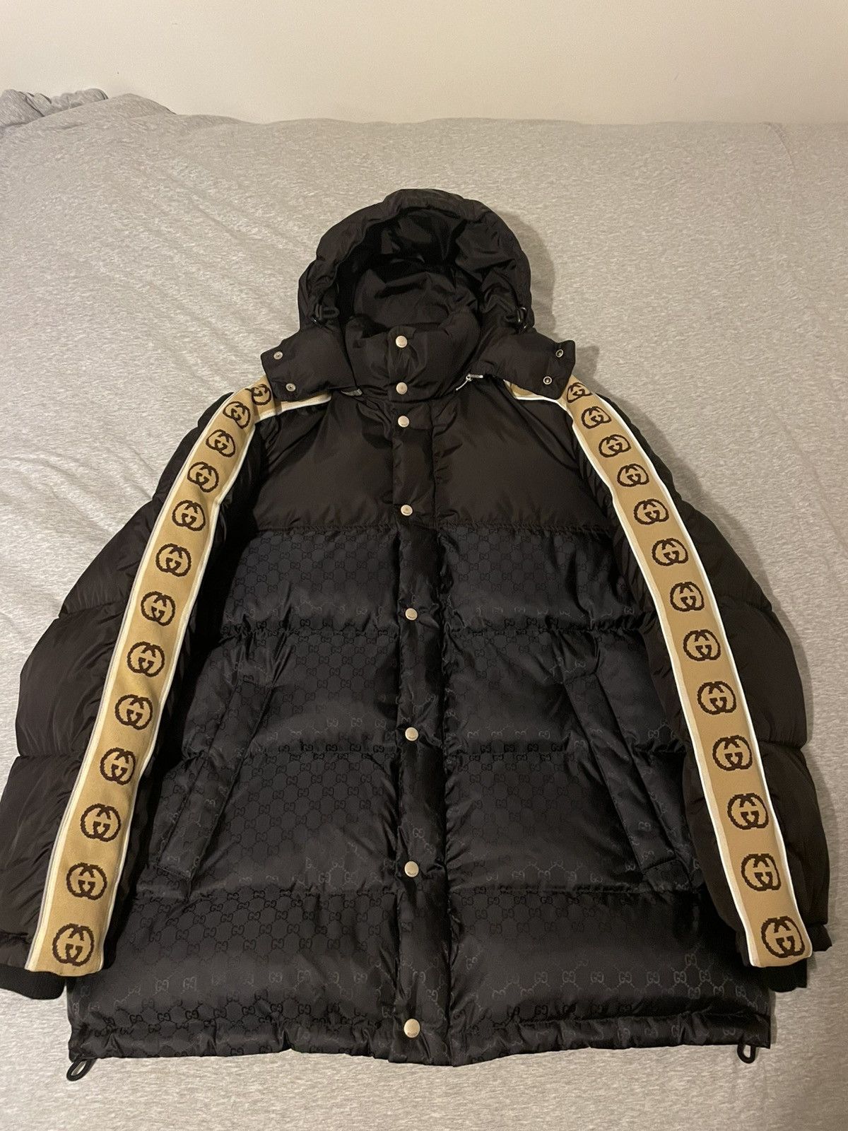 Gucci Gucci Down Jacket Size 52 - "GG jacquard nylon padded coat" Size US L / EU 52-54 / 3 - 2 Thumbnail
