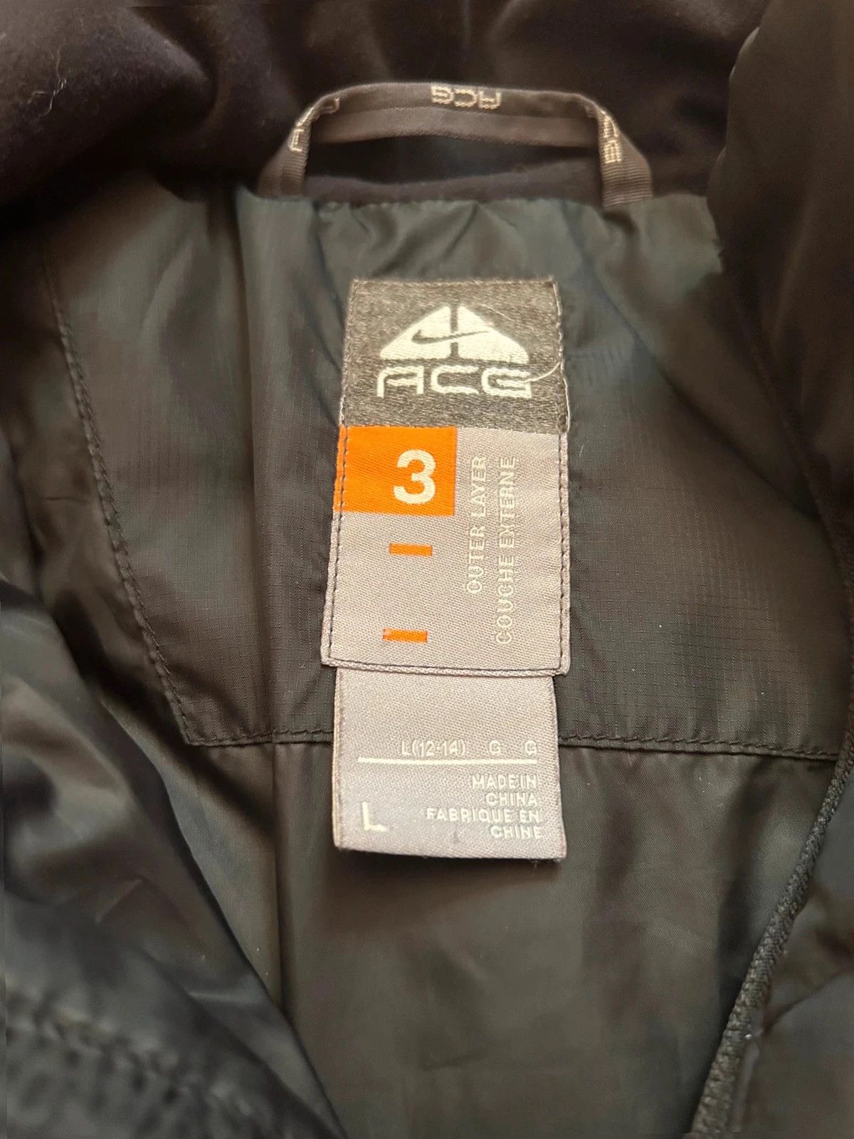 Nike ACG Nike acg puffer jacket down vintage streetwear classic Size L / US 10 / IT 46 - 3 Thumbnail