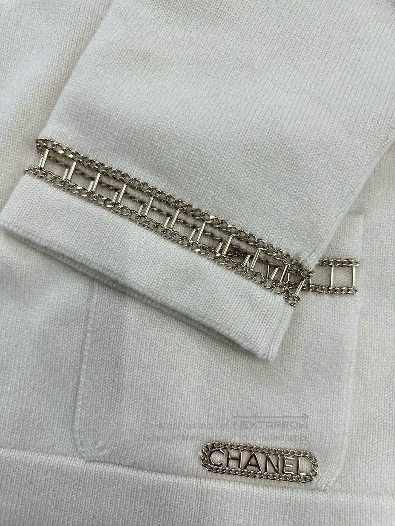 Chanel Chanel White chain cashmere sweater Size XS / US 0-2 / IT 36-38 - 8 Thumbnail