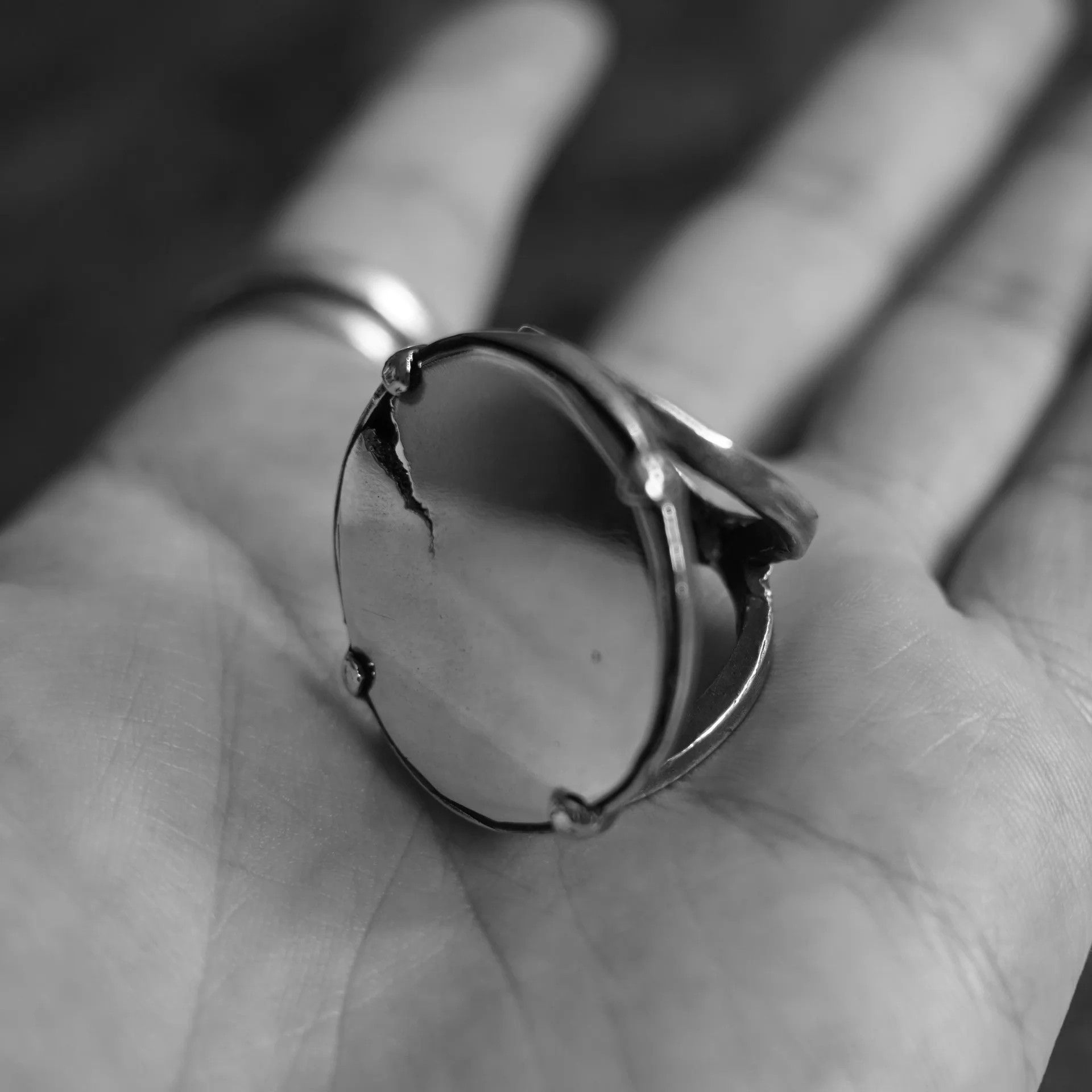 DETAJ Detaj Classic Broken Silver Mirror Ring New 14+18 Size ONE SIZE - 1 Thumbnail