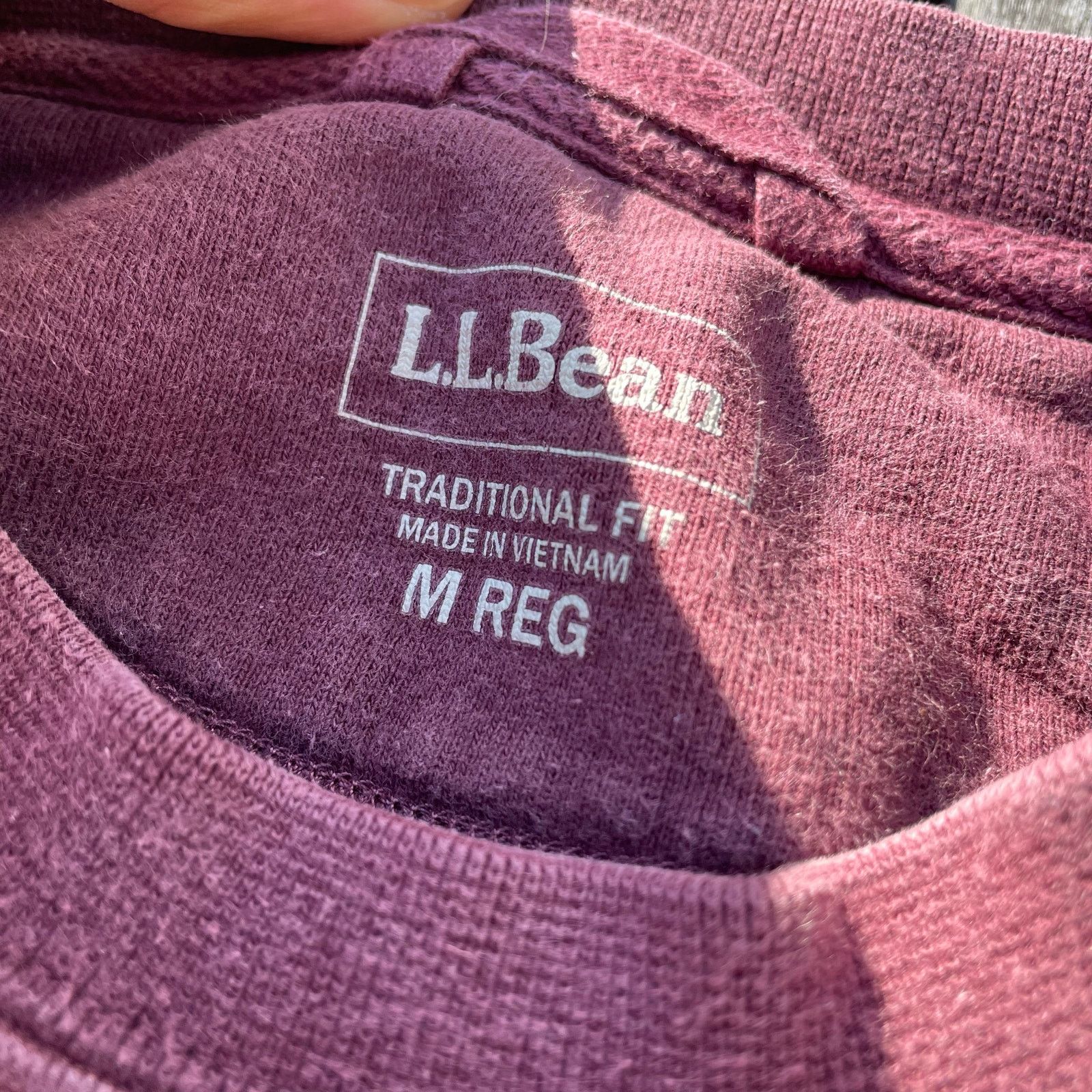 L.L. Bean Y2K L.L.Bean Crewneck Sweatshirt Burgundy Size M Size US M / EU 48-50 / 2 - 2 Thumbnail