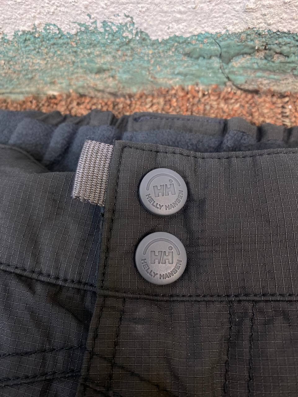 Helly Hansen helly hansen ski pants very nice design Size US 38 / EU 54 - 12 Thumbnail