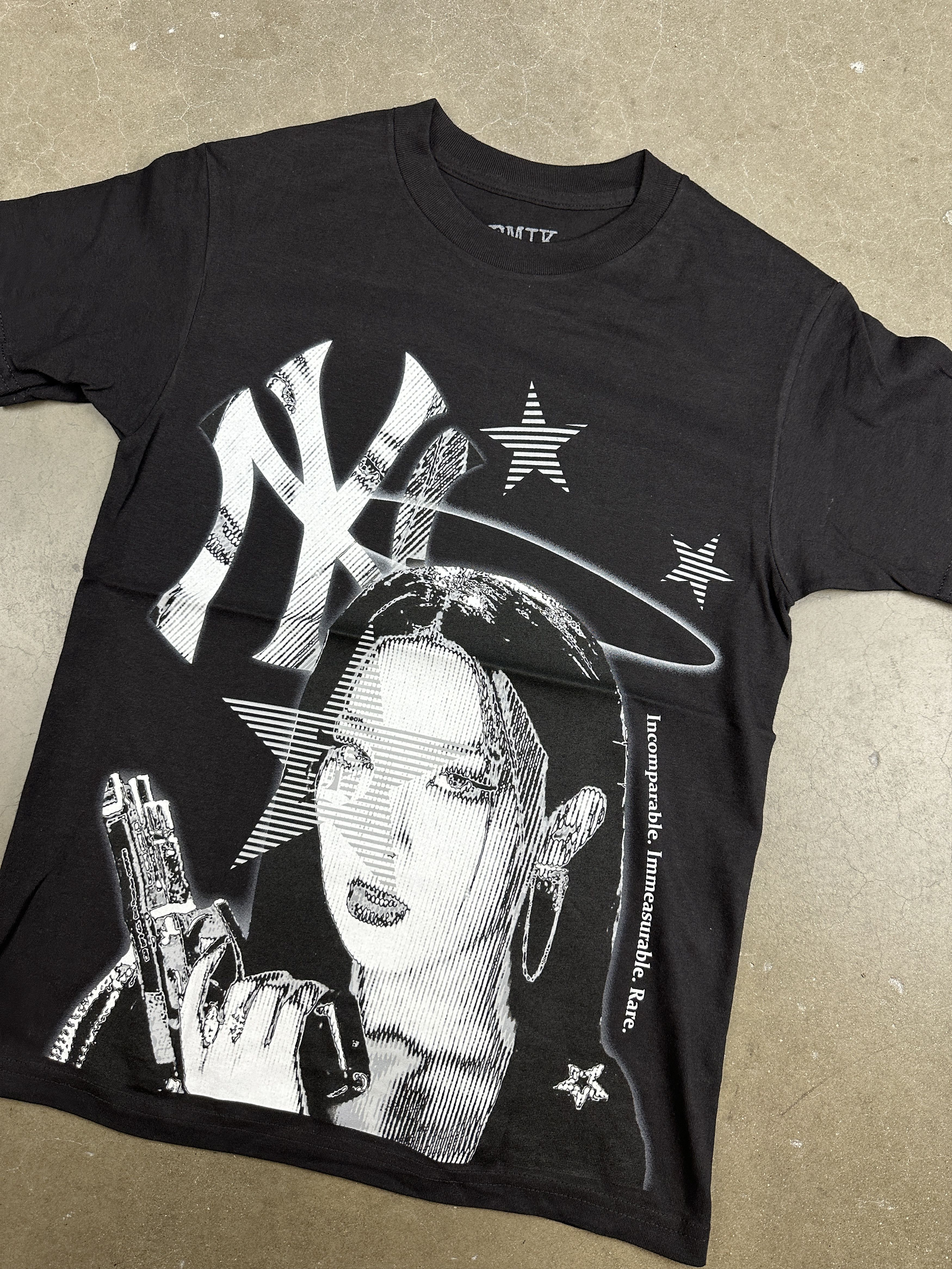 Other DEMIK BLACK INCOMPARABLE RARE TEE - S Size US S / EU 44-46 / 1 - 2 Thumbnail