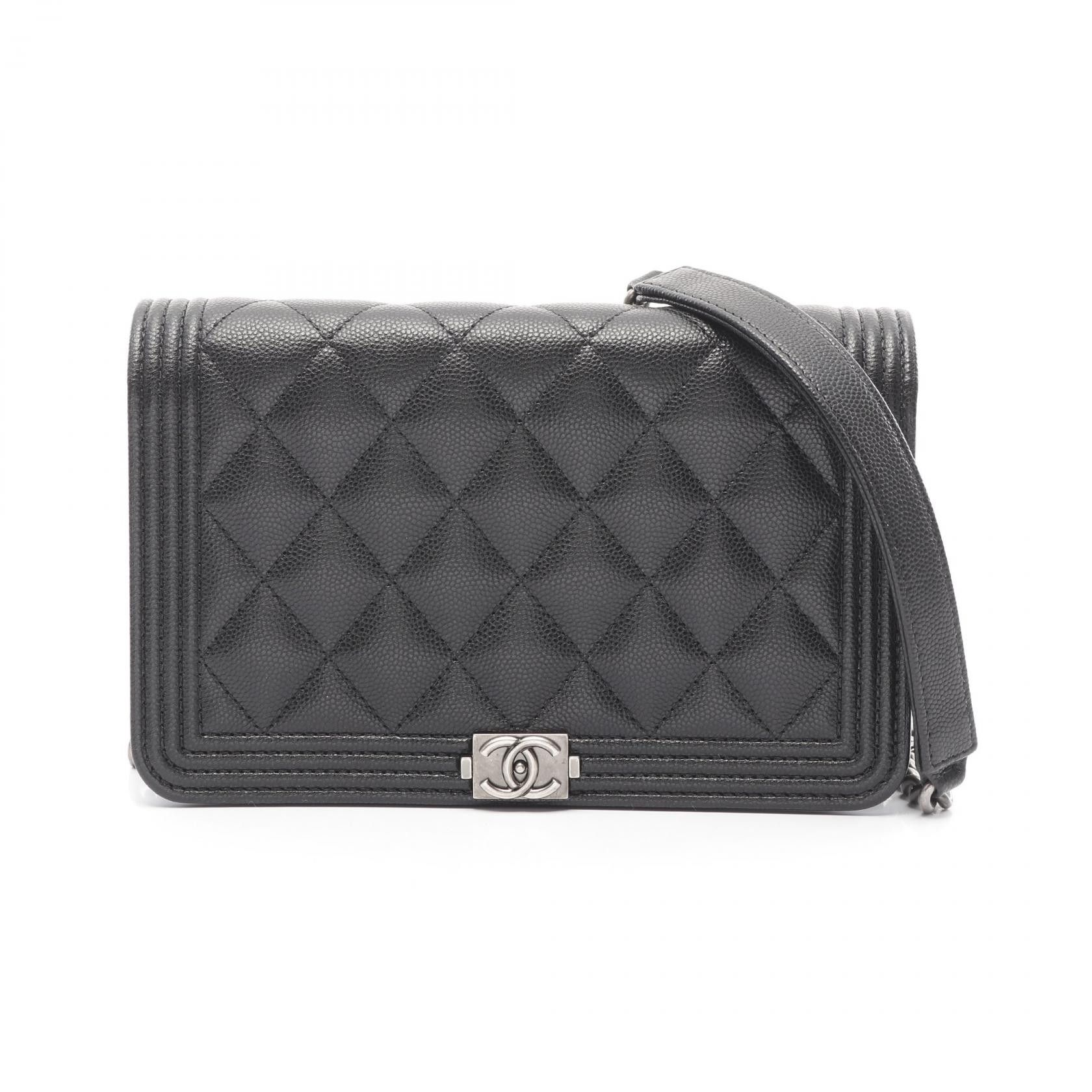 Chanel Chanel Boy Chanel Caviar Skin Shoulder Bag Leather Shoulder Bag Ap1117 in Black, Women's