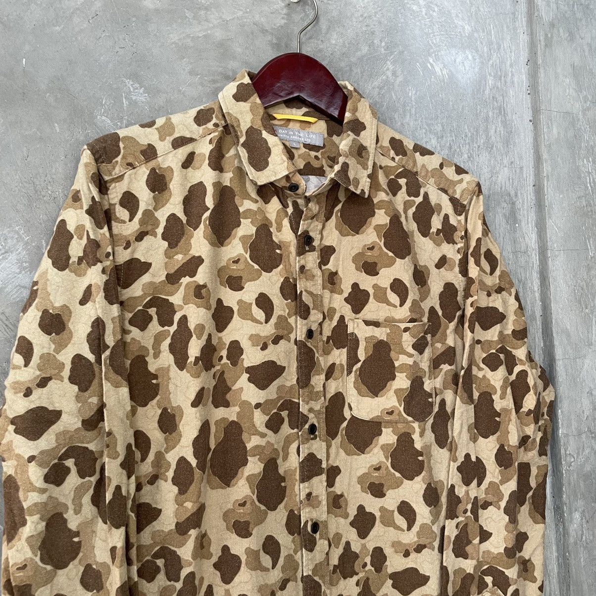 Japanese Brand × United Arrows United Arrows Ltd Tokyo Japanese Brand Duck Camouflage Shirt Size US L / EU 52-54 / 3 - 3 Thumbnail