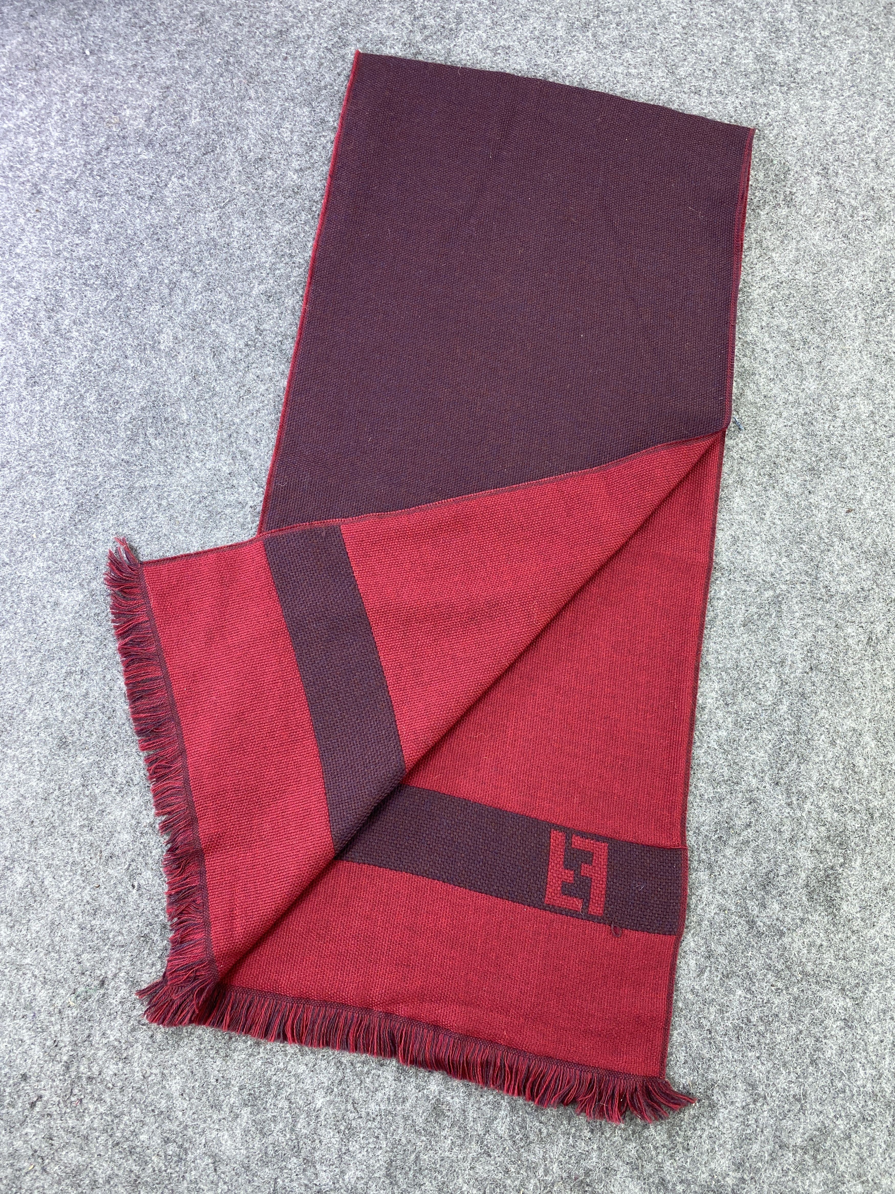Fendi Fendi Scarf/Muffler/Neckwear-T379 Size ONE SIZE - 4 Thumbnail