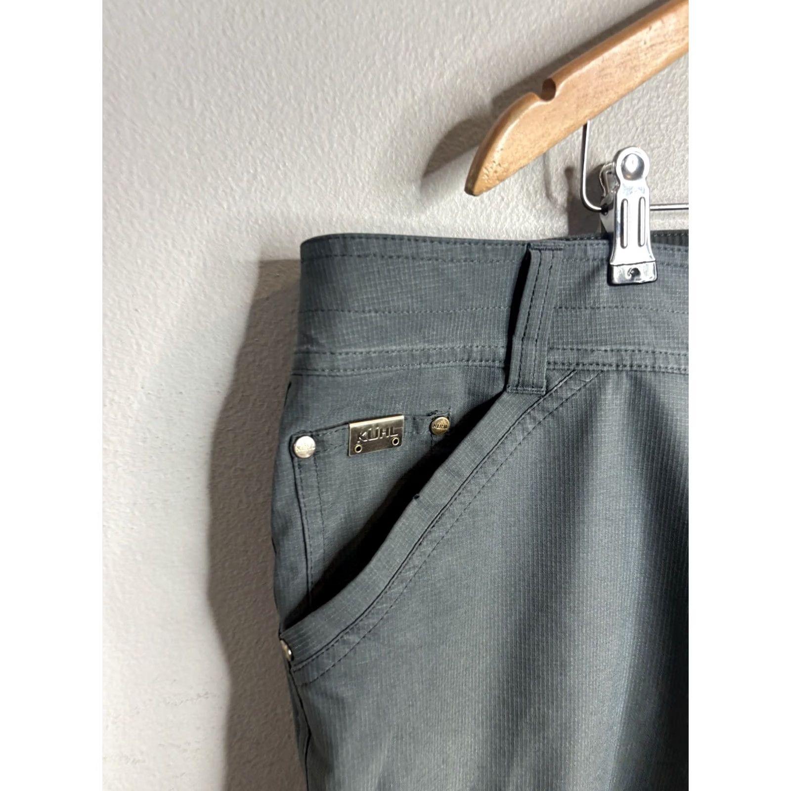 Vintage Kuhl Silencr Pants Mens 42x30 Gray Outdoor Hike Tech Workwear Cargo Straight 5166 Size US 42 / EU 58 - 2 Thumbnail
