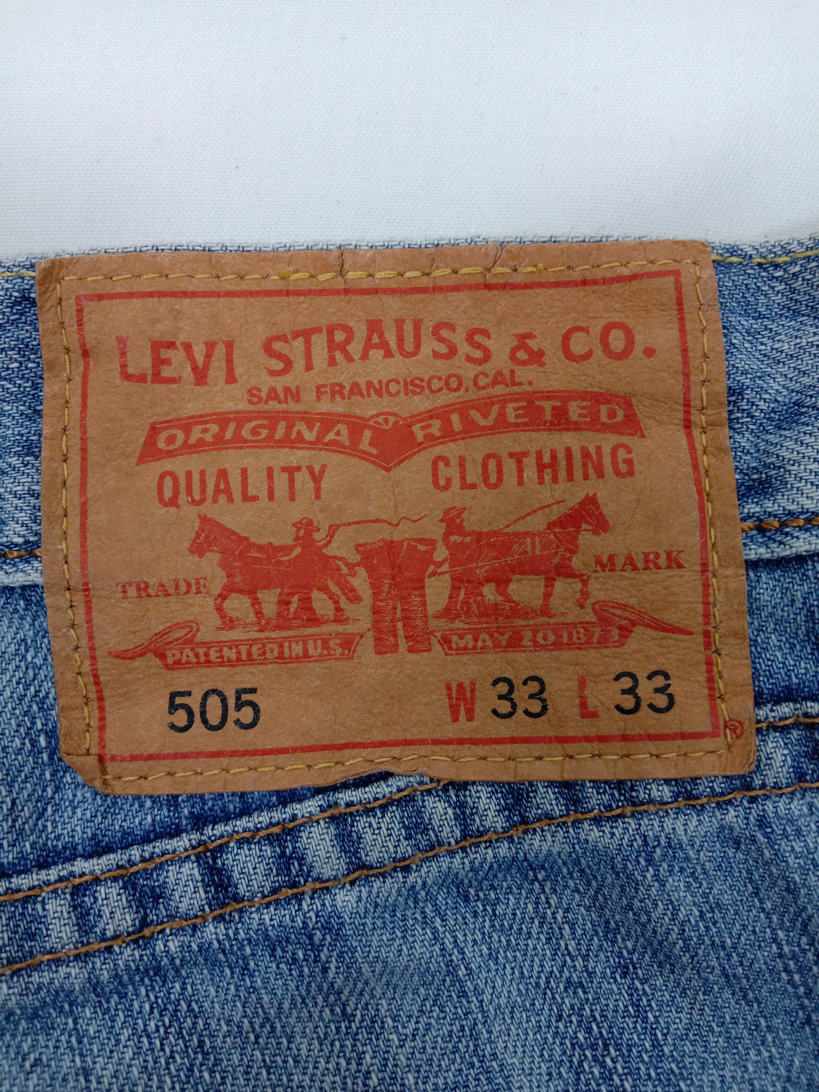 Levi's Vintage Levi's 505 Jeans Faded Blue Distressed Denim Size US 33 - 14 Thumbnail