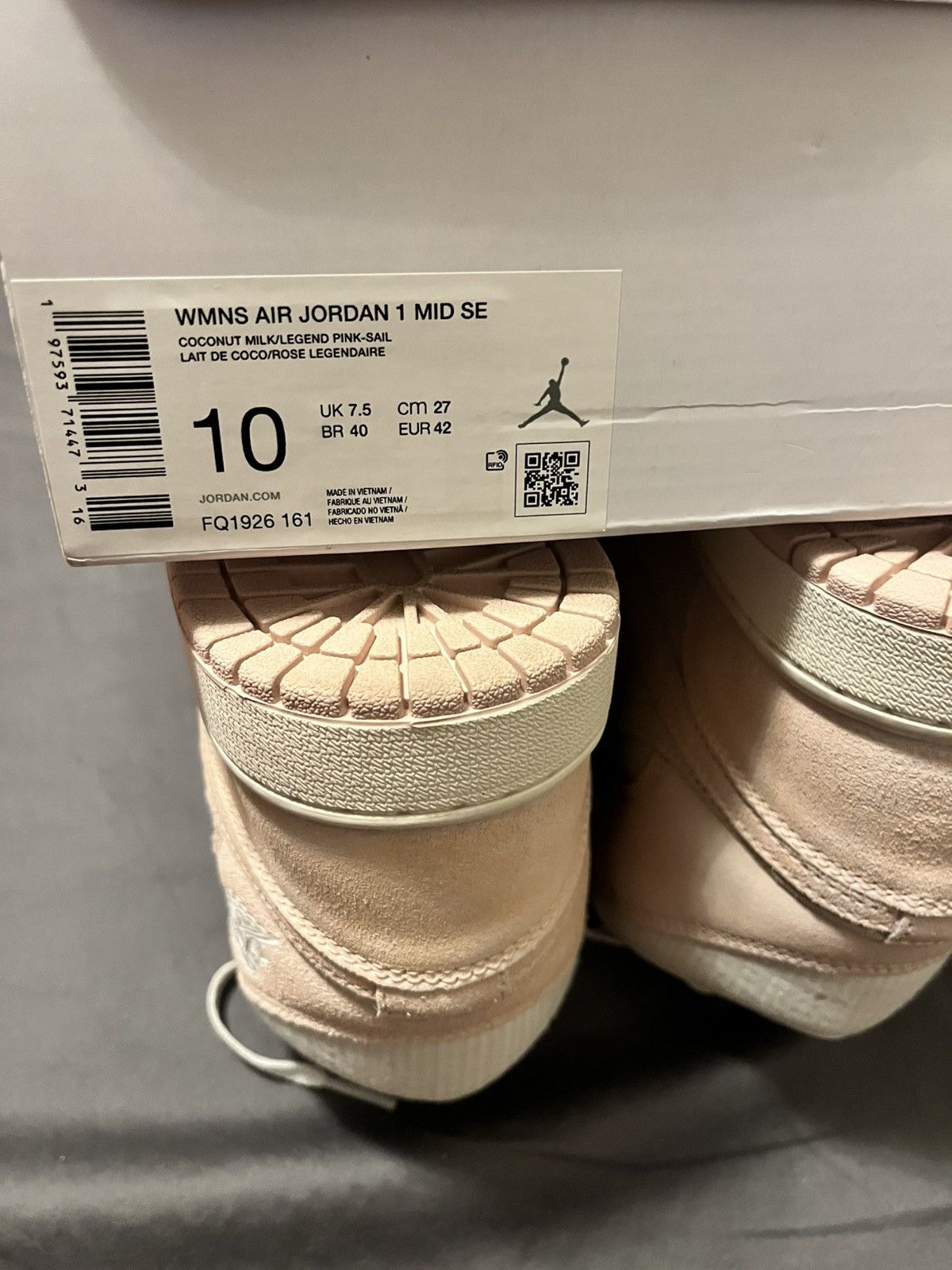 Jordan Brand WMNS AIR JORDAN 1 MID SE Size US 10 / IT 40 - 4 Thumbnail