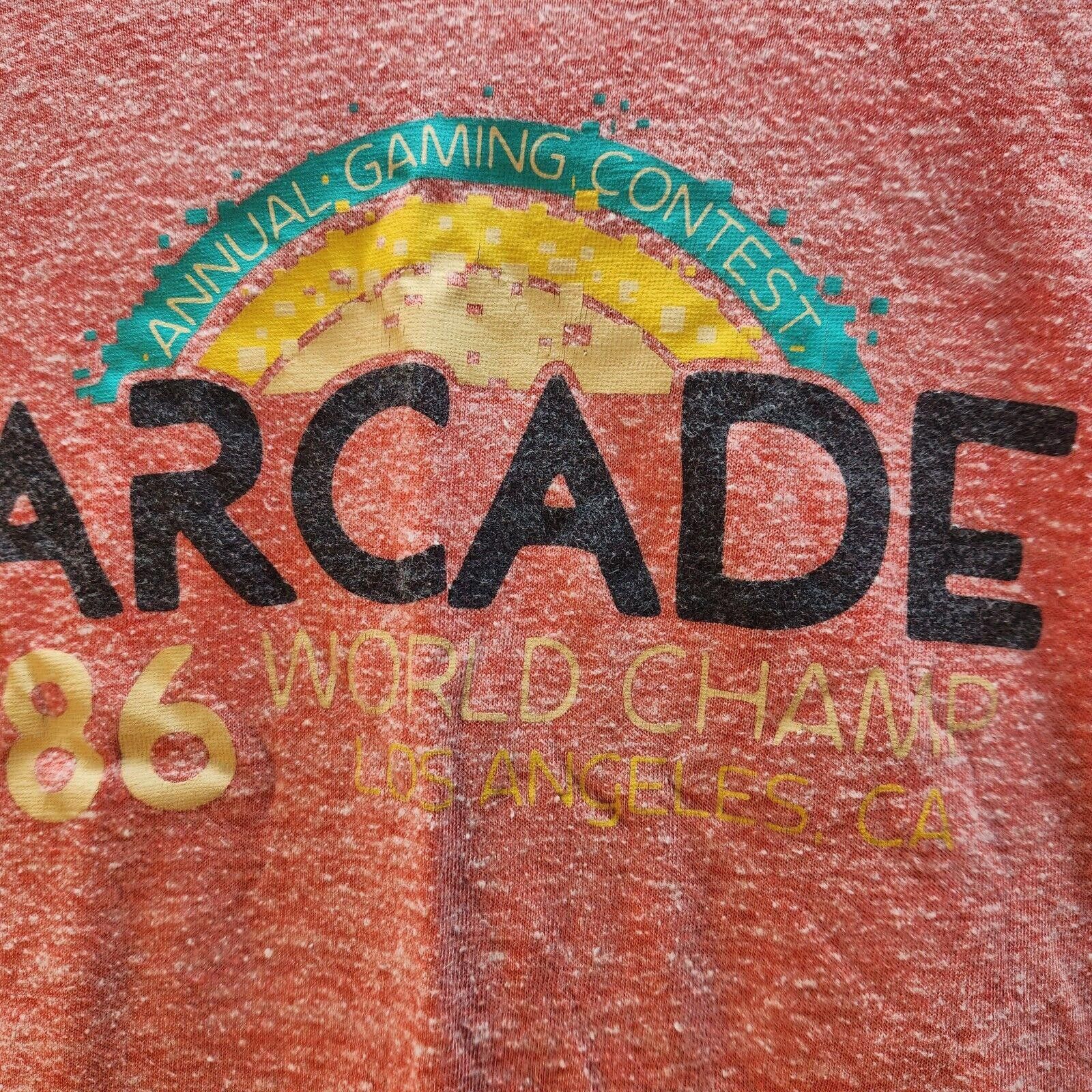 Designer Red Camel V-neck Tshirt Gaming Mens Size Large Size US L / EU 52-54 / 3 - 2 Thumbnail