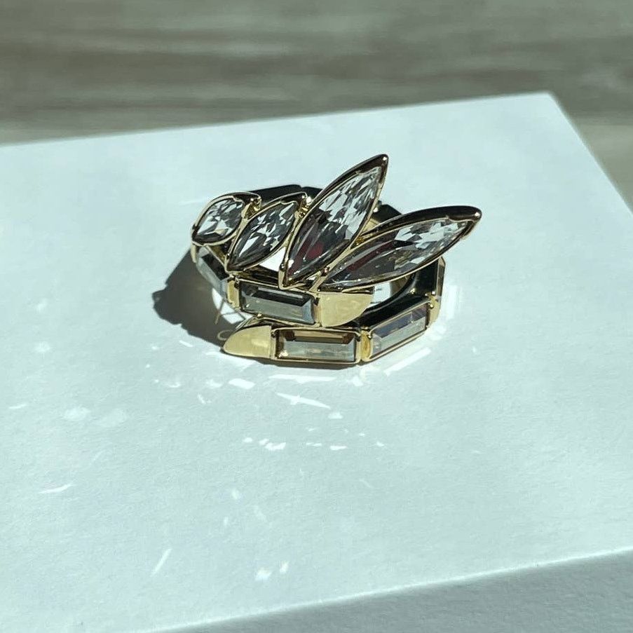 Swarovski Swarovski Atelier Wonder Woman ring Size 7 / EUR 55 Size ONE SIZE - 1 Thumbnail