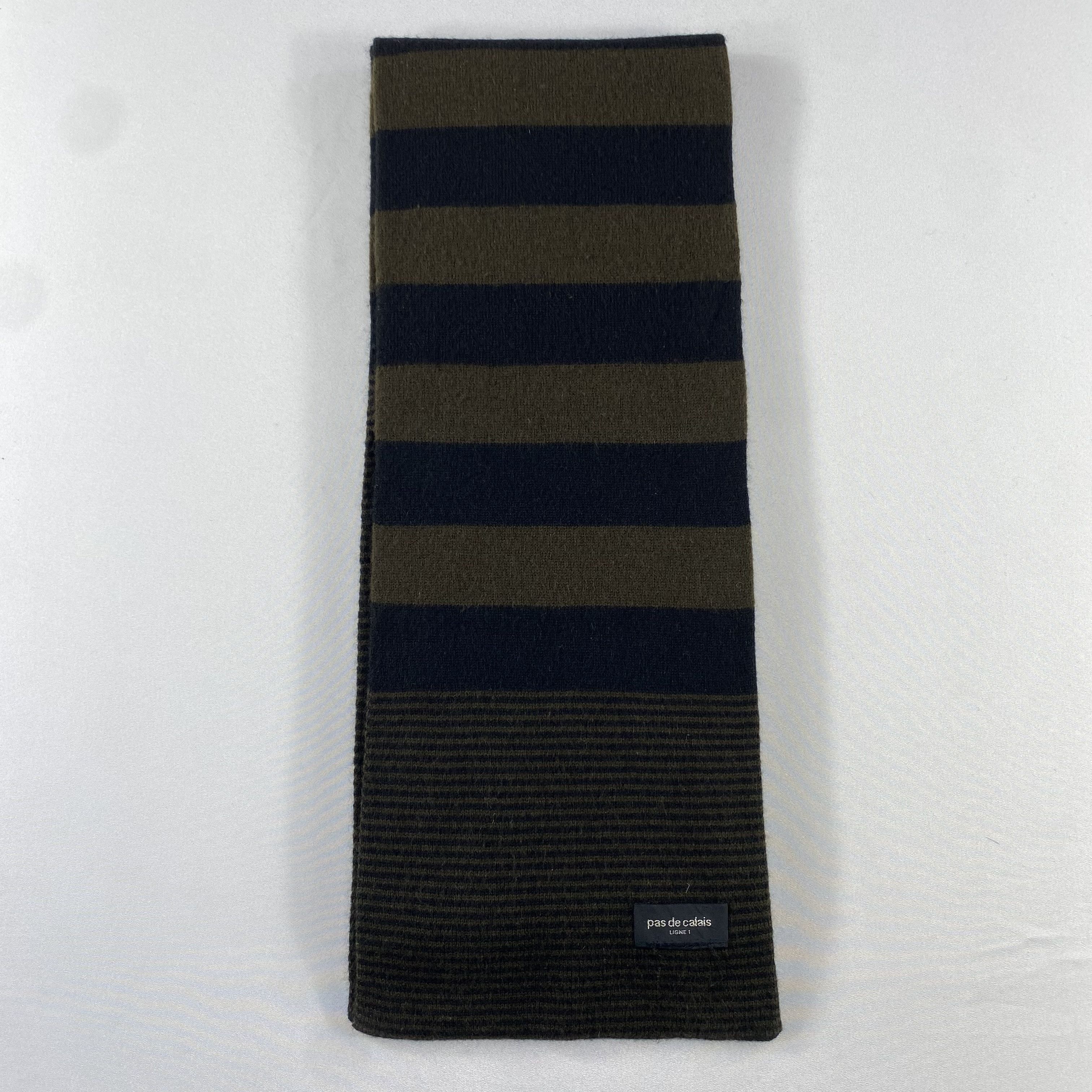 Pas de Calais Pas De Calais Scarf Neck Wrap Wool Muffler Size ONE SIZE - 2 Thumbnail