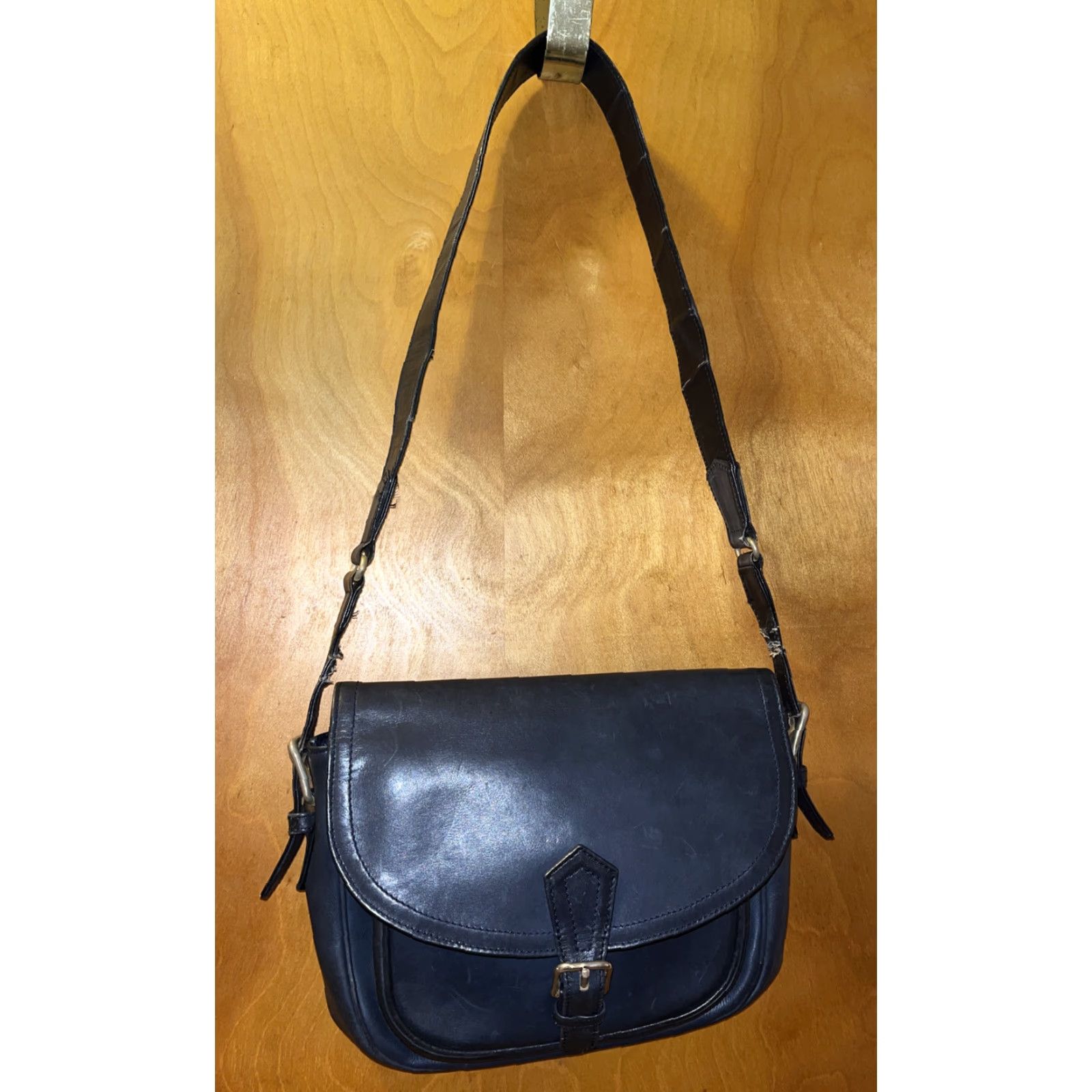 Yves Saint Laurent VINTAGE Yves Saint Laurent Dark Blue Leather Purse Made In Paris Satchel/Top Handle Bag Women Medium Size ONE SIZE - 2 Thumbnail