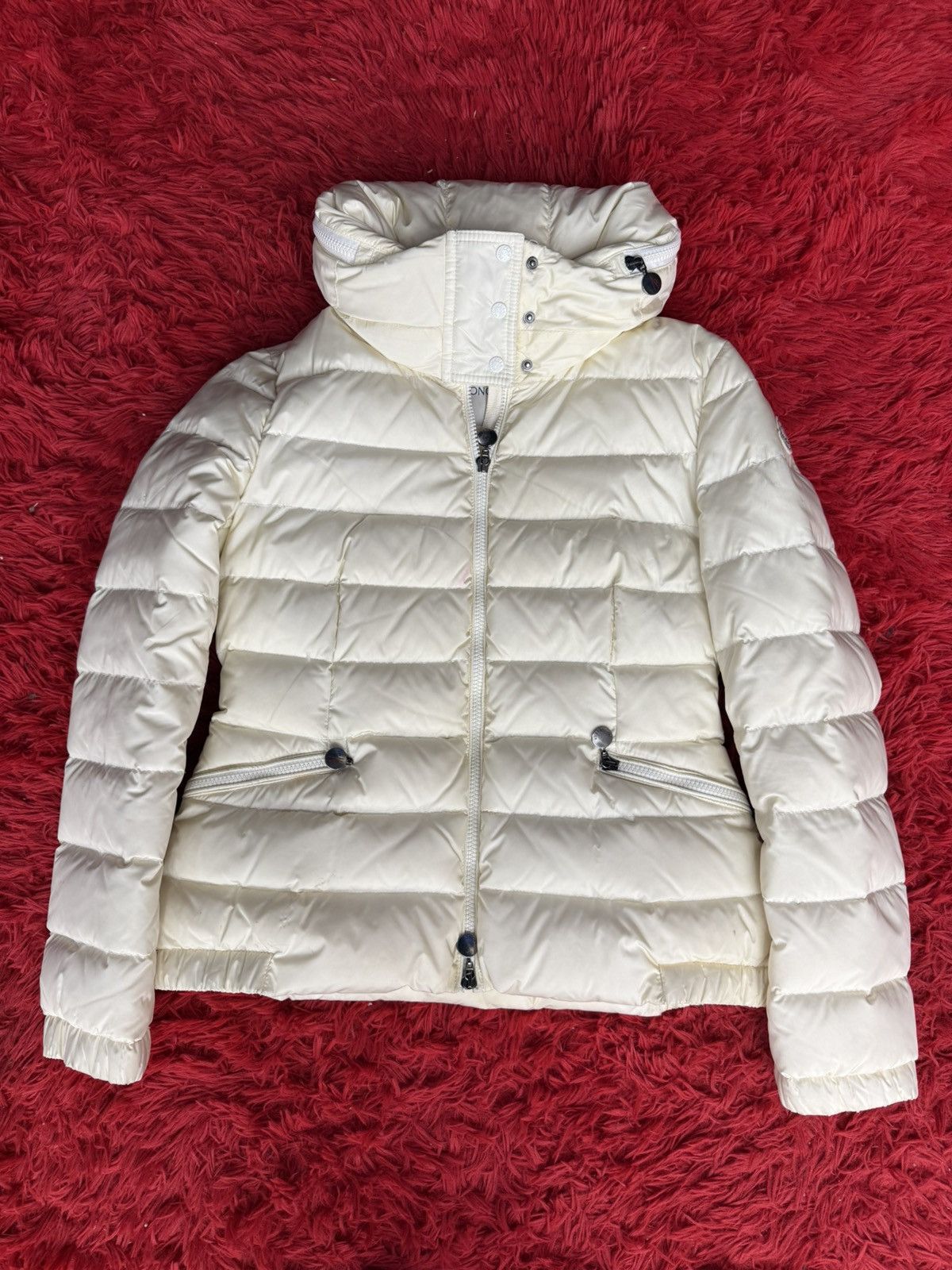 Moncler whitish beige moncler coat Size US S / EU 44-46 / 1 - 1 Thumbnail