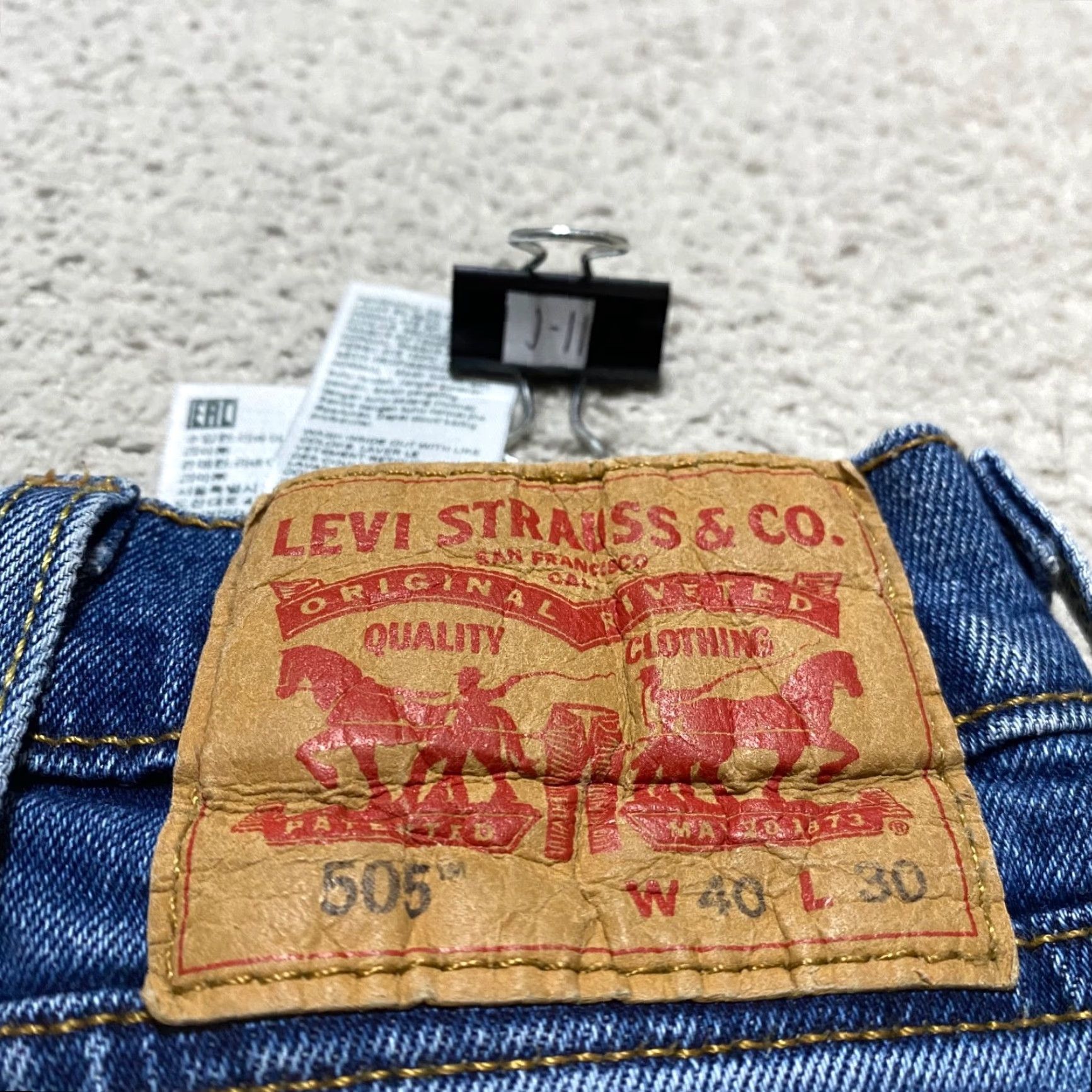 Levi's VINTAGE Levi's 505 Jeans Mens Jeans Straight Mens 40x30 Blue Denim Medium Wash Regular Fit 5-Pocket Design Men Size US 38 / EU 54 - 3 Thumbnail