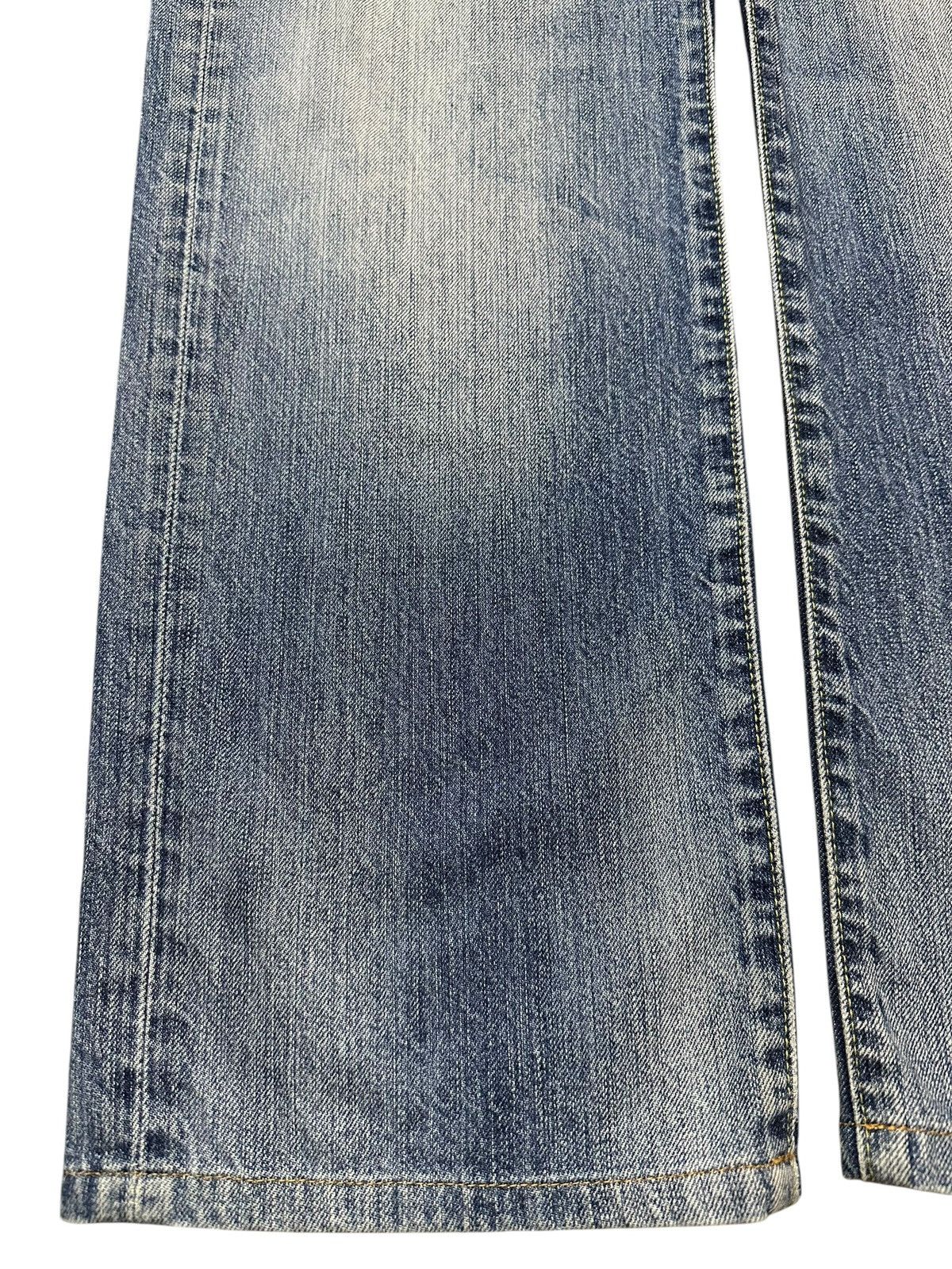 Uniqlo Vintage Japanese Uniqlo Blue Faded Wash Baggy Jeans Size US 36 / EU 52 - 7 Thumbnail