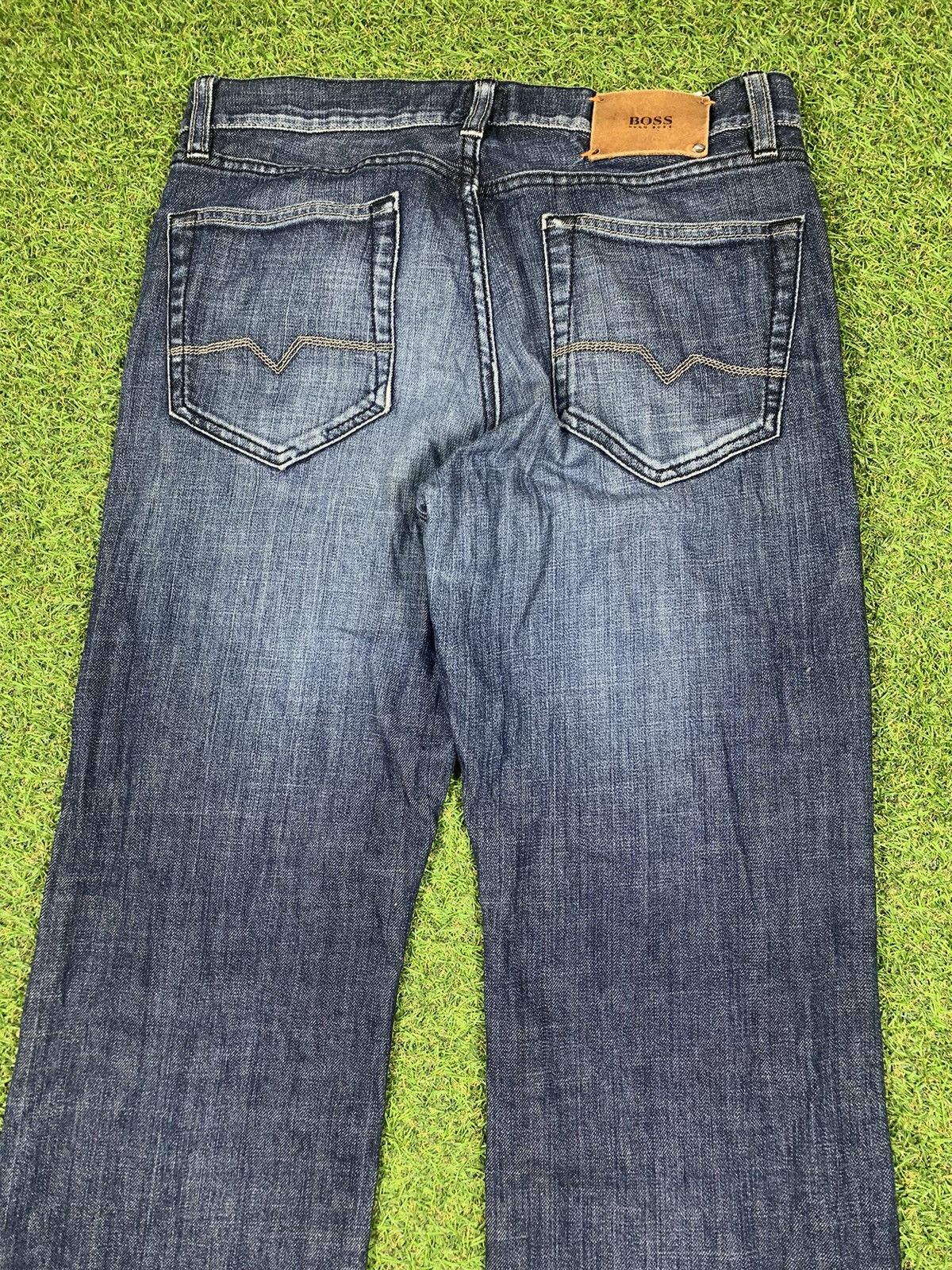 Hugo Boss Vintage Hugo Boss jeans denim streetwear style size 32x30 Size US 32 / EU 48 - 2 Thumbnail