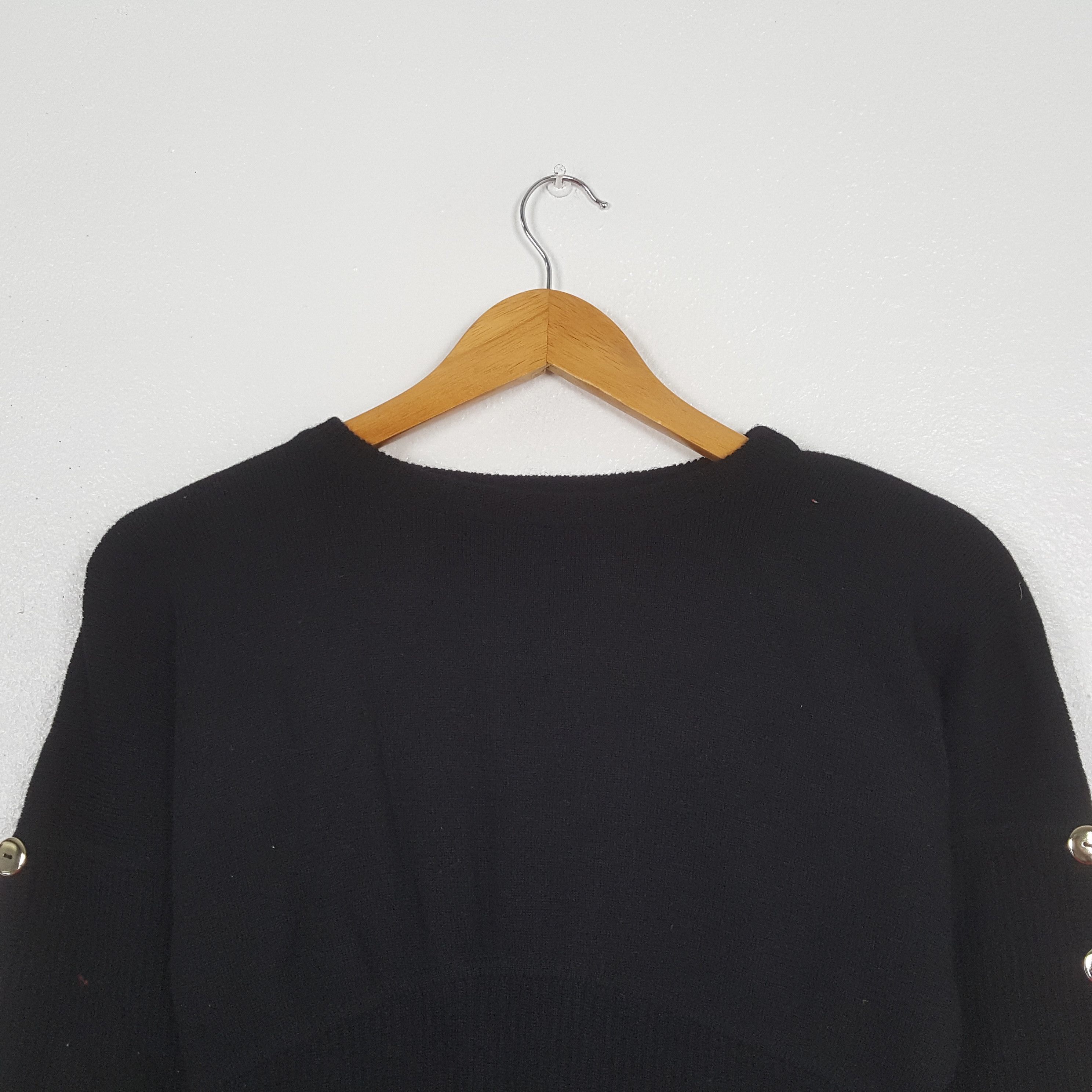 Yves Saint Laurent Vintage Yves Saint Laurent Fashion Brand Sweatshirt C322N15 Size XS / US 0-2 / IT 36-38 - 2 Thumbnail