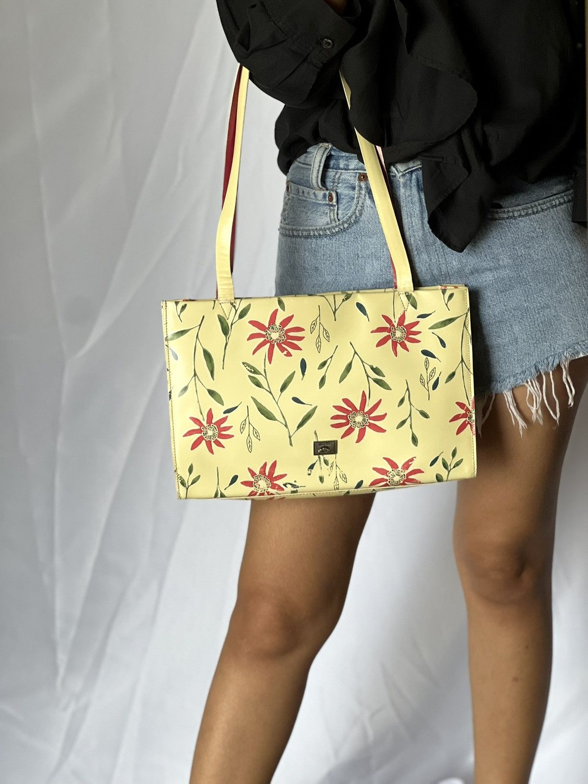 Moschino Moschino Shoulder Handbag – Painted Flowers Size ONE SIZE - 21 Thumbnail