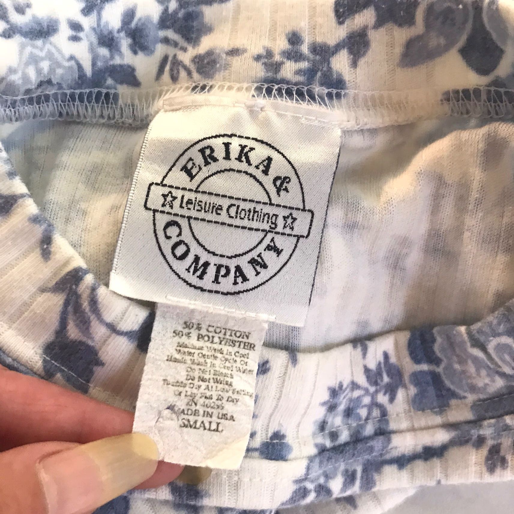 CO VINTAGE Erika & Co Floral 3/4 Sleeve Blouse Womens Size S Blu/Wht Casual Workwear Size S / US 4 / IT 40 - 3 Thumbnail