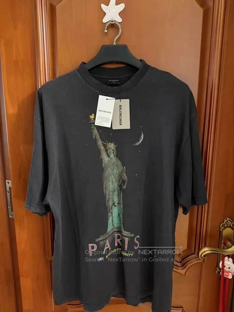 Balenciaga Balenciaga Statue of Liberty Short Sleeve XS. Size US XS / EU 42 / 0 - 2 Thumbnail
