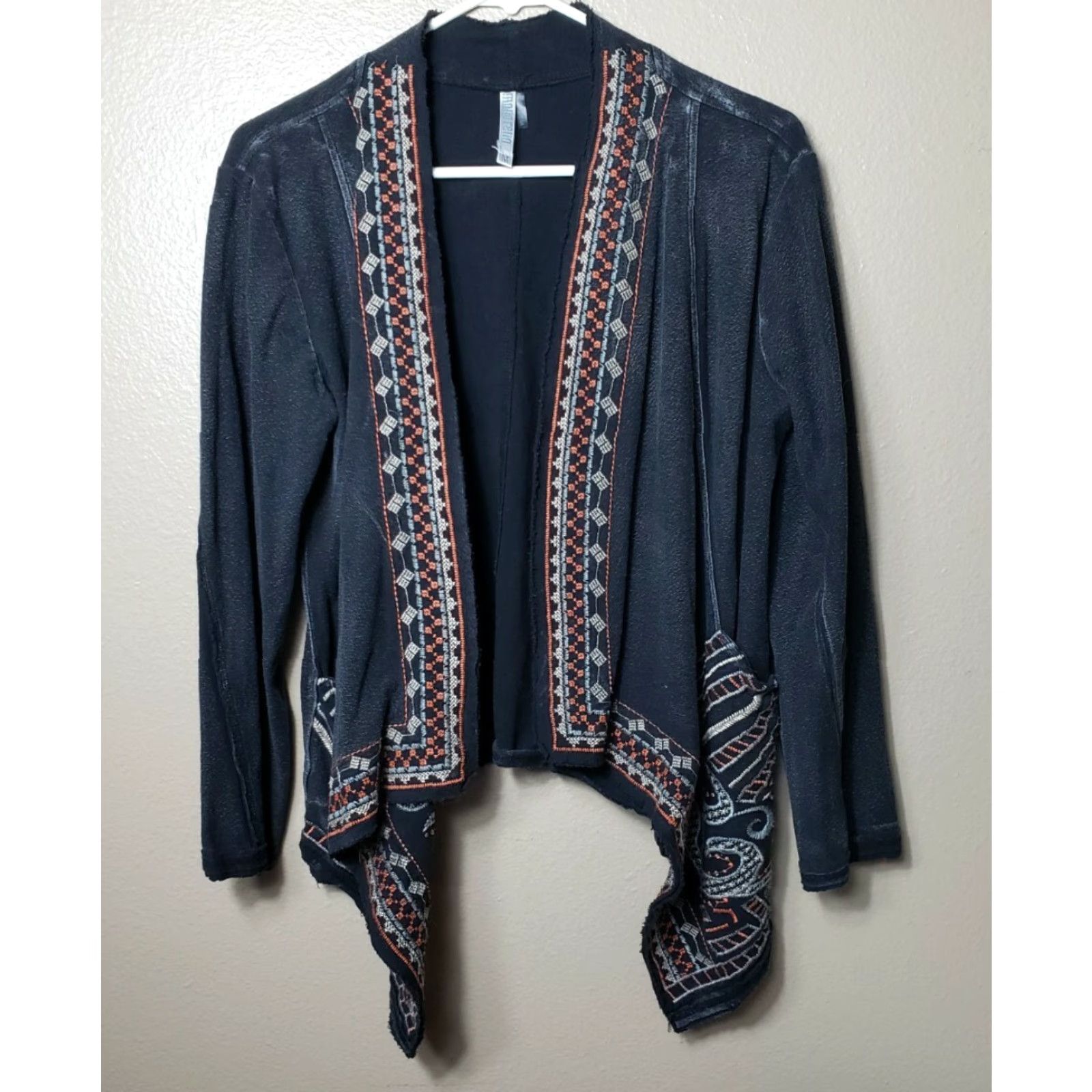 Vintage MONORENO Embroidered Acid Wash Knit Open Jacket Womens M Black Pockets Bohemian Artsy 90s Style Jacket Mens Womens Girls (adjusted to fit rules) Size M / US 6-8 / IT 42-44 - 4 Thumbnail