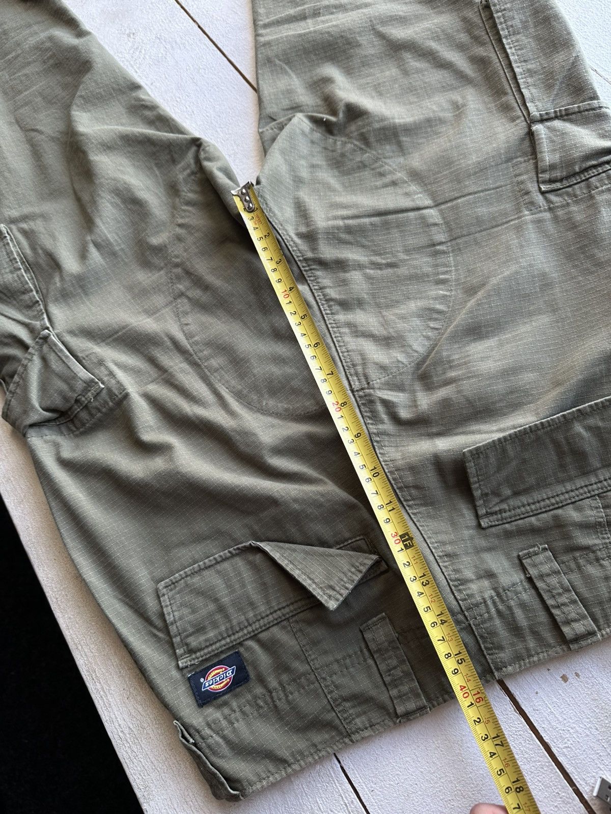 Dickies OLIVE DICKIES 🚨 CARGO PANTS Y2K SK8 BAGGY MULTIPOCKET Size US 30 / EU 46 - 19 Thumbnail