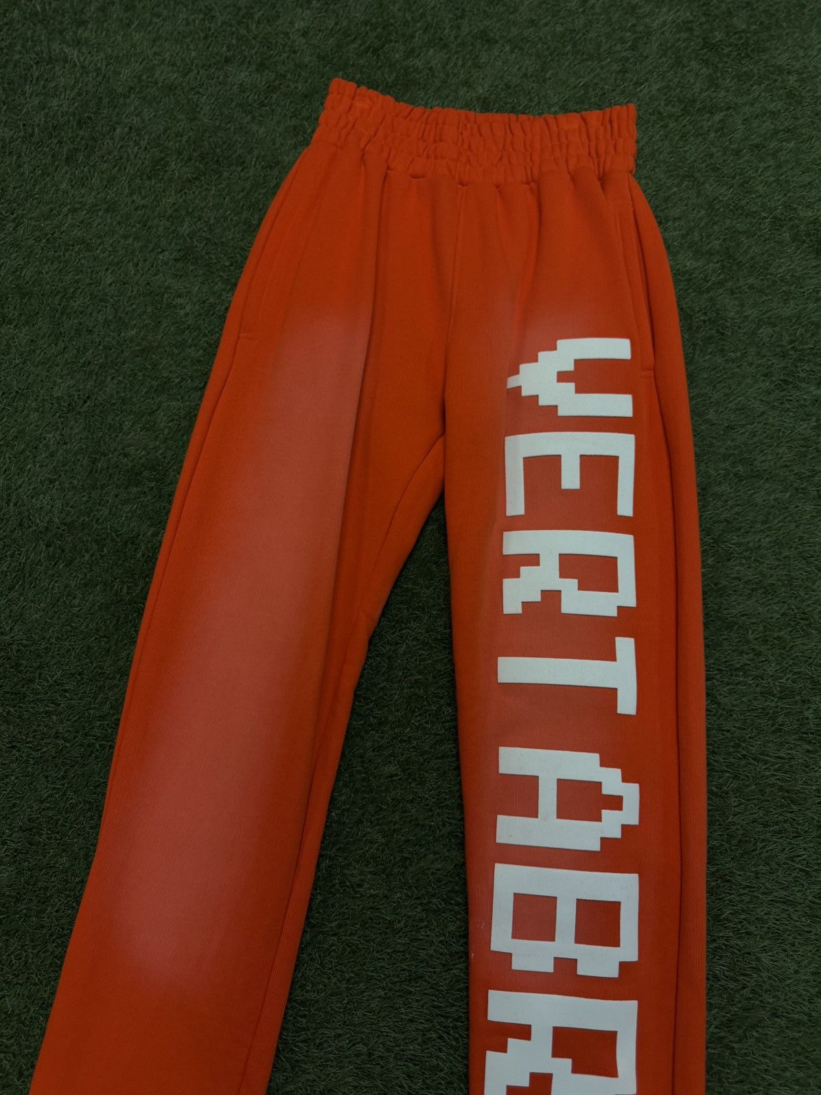 Vertabrae Vertabrae C-2 Sweatpants Orange Size XXL Size US 36 / EU 52 - 1 Thumbnail
