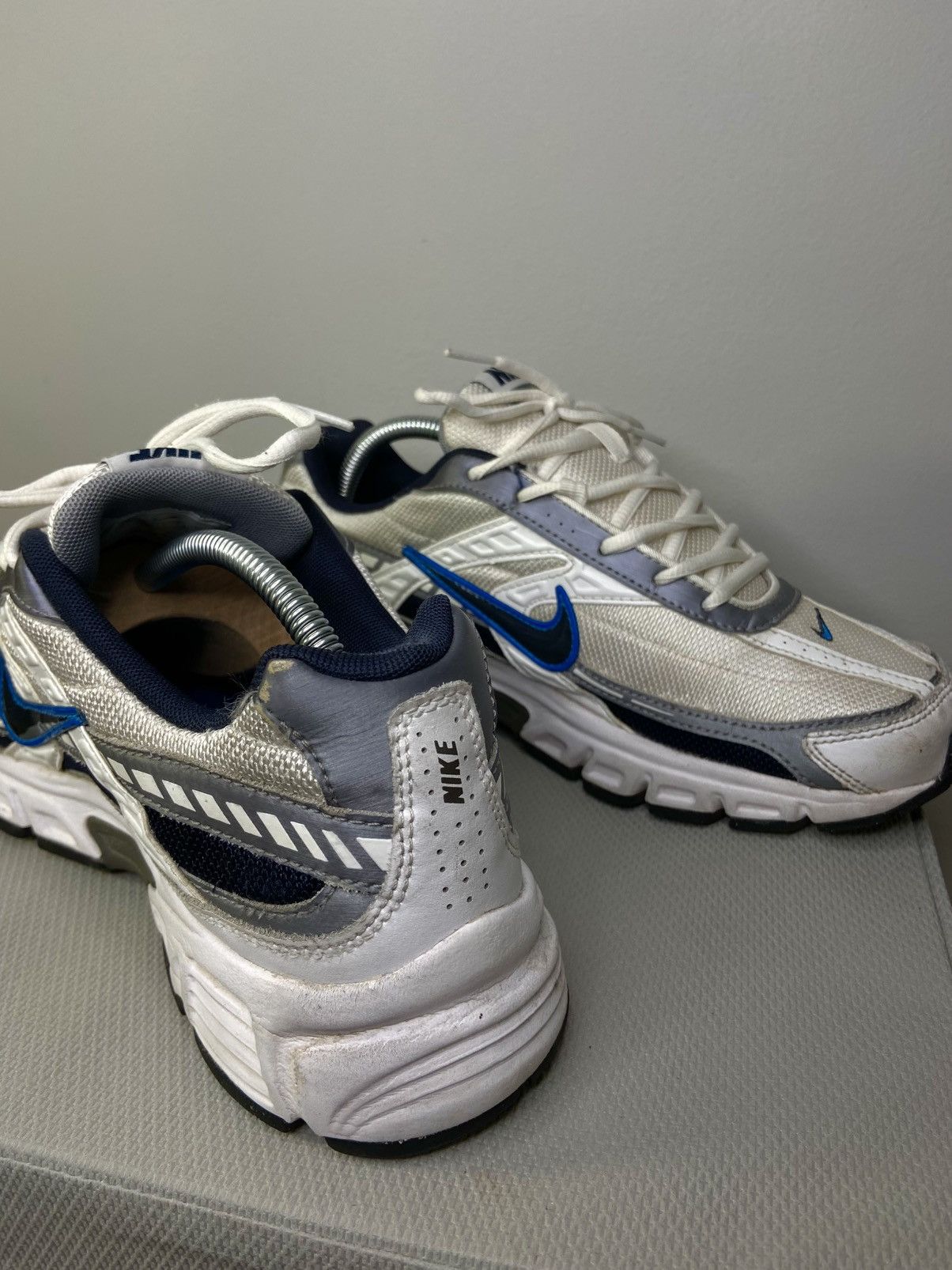 Nike Nike Initiator Size US 8.5 / EU 41-42 - 4 Thumbnail