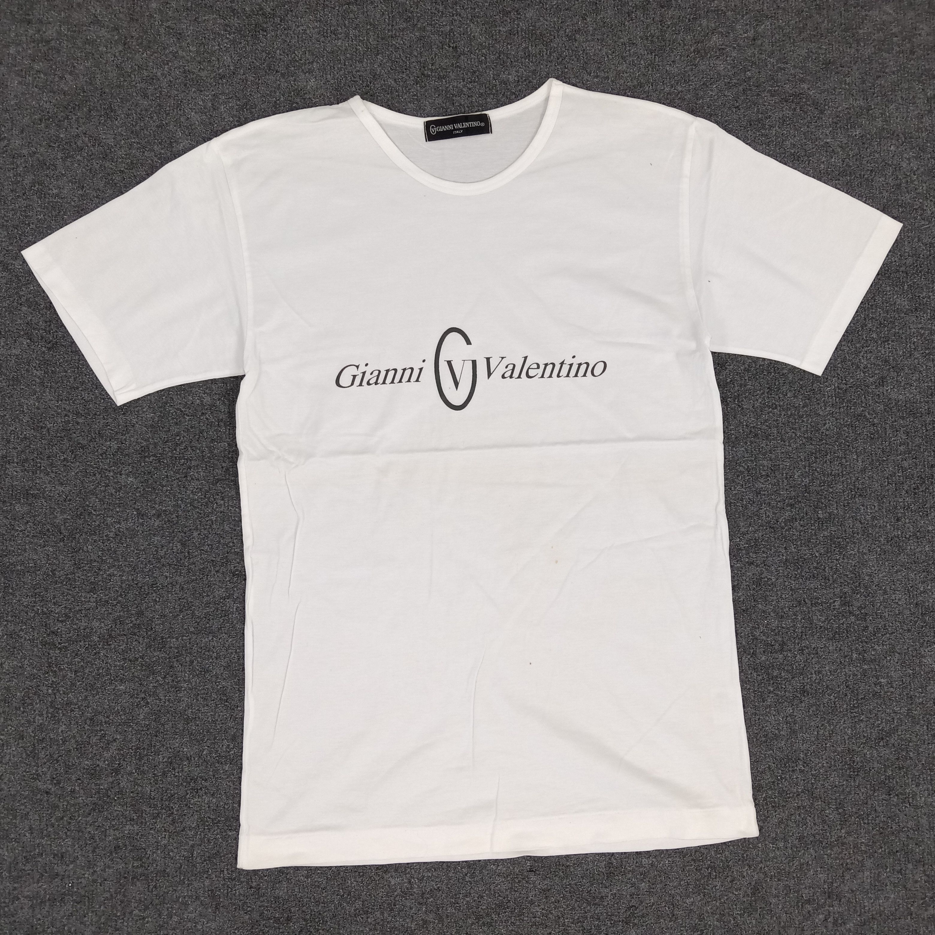 Gianni Valentino × Valentino × Vintage Gianni Valentino Italian Brand Tshirt Size US S / EU 44-46 / 1 - 1 Thumbnail