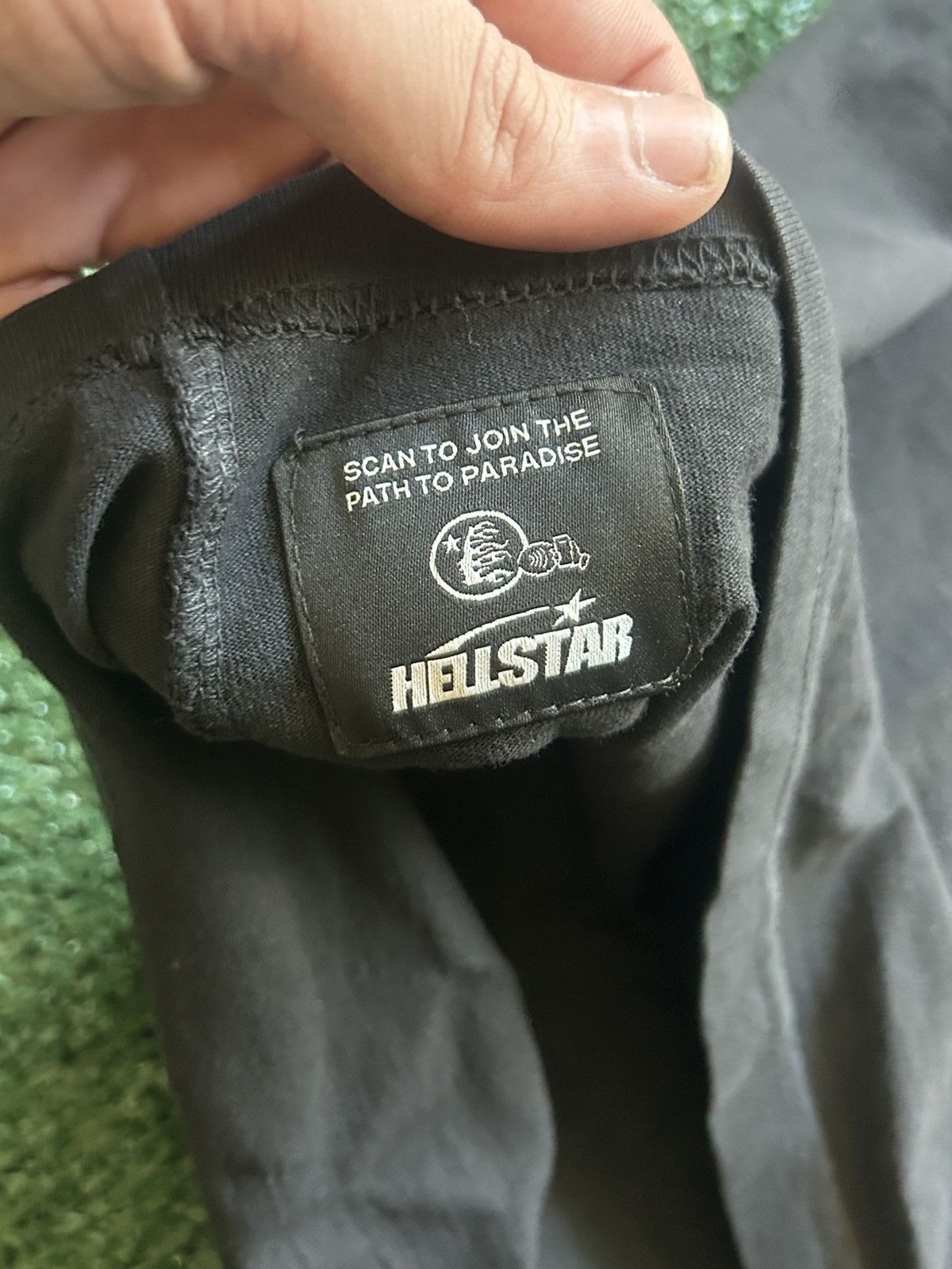 HELLSTAR HELLSTAR⭐️ CLASSIC LOGO GLOW IN THE DARK Sz L BNWT COMPLEX Size US L / EU 52-54 / 3 - 7 Thumbnail