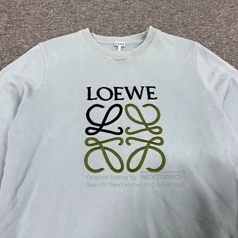 Loewe Loewe Embroidered Logo Round Neck Sweatshirt Size L / US 10 / IT 46 - 4 Thumbnail