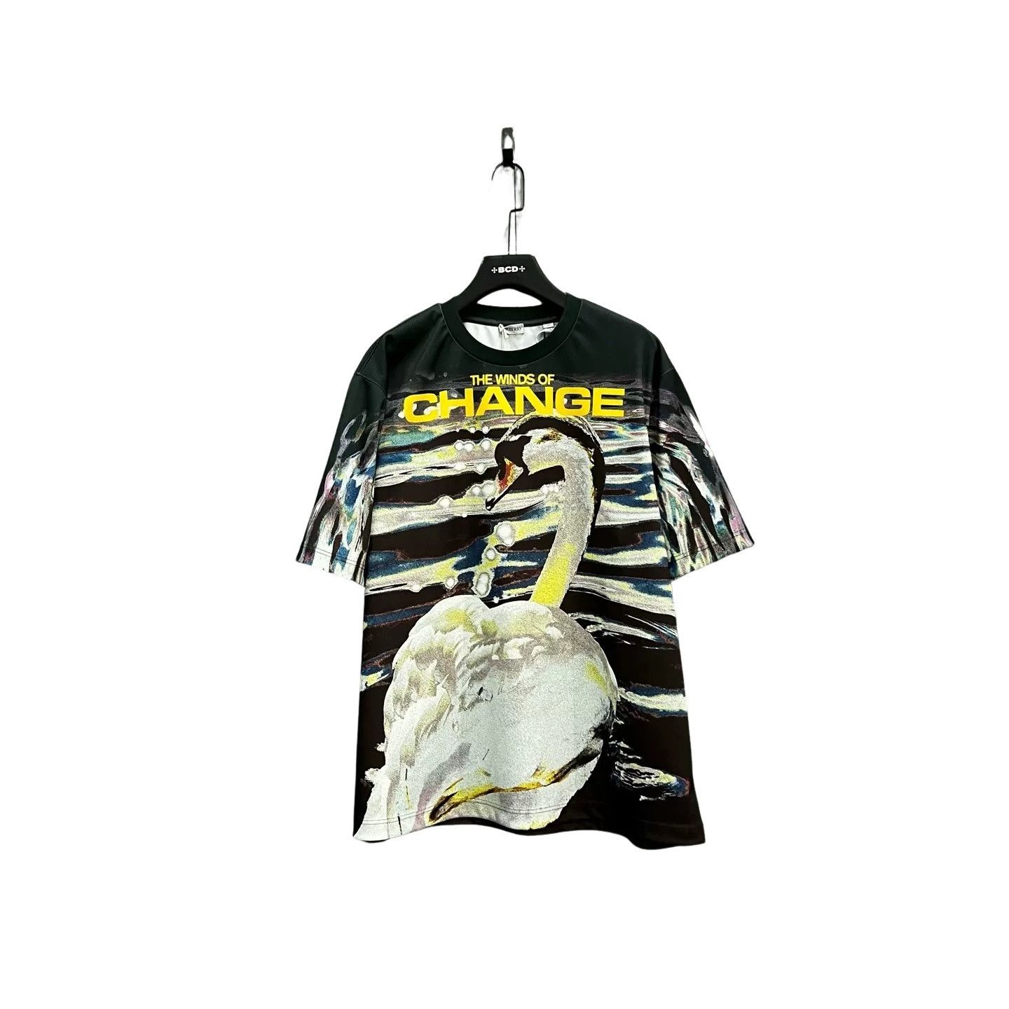 Burberry Burberry Swan Print T-Shirt XL Size US XL / EU 56 / 4 - 1 Thumbnail