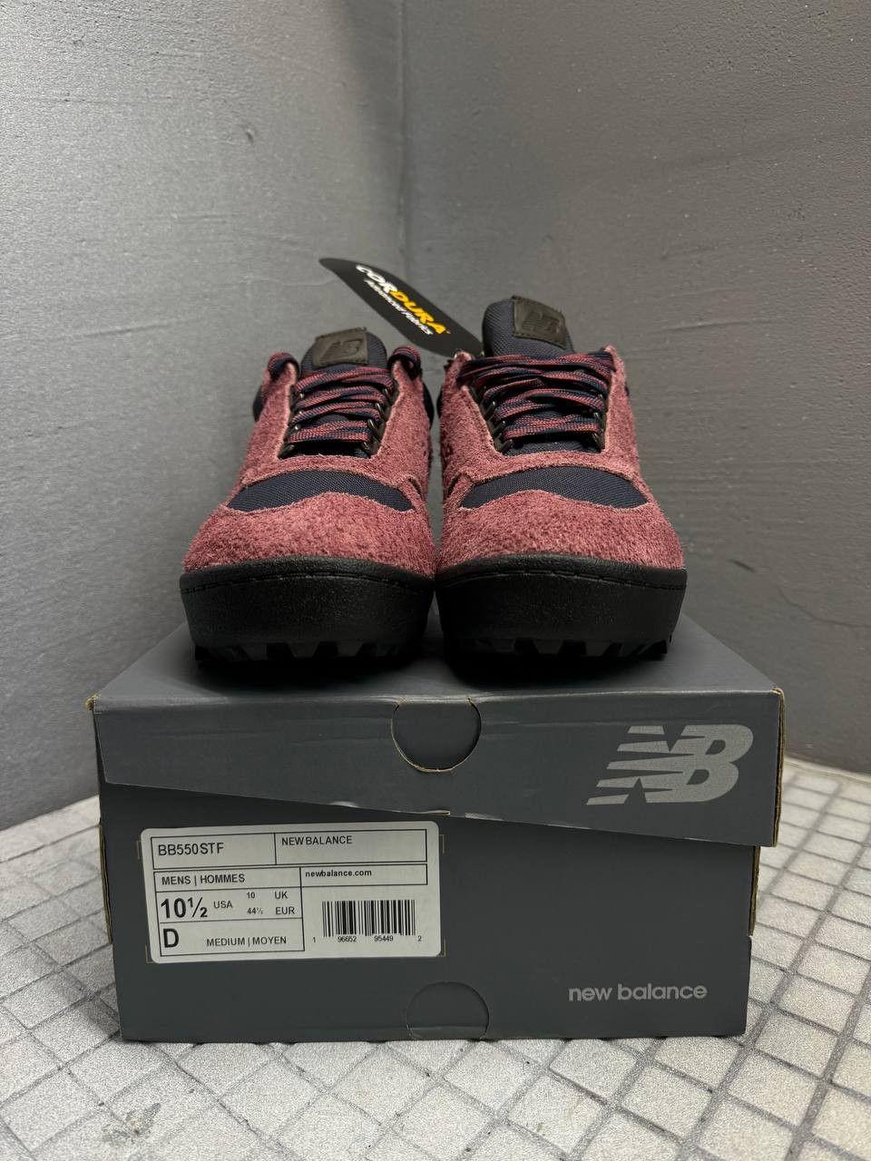 New Balance New Balance Rainier Size US 11 / EU 44 - 3 Thumbnail