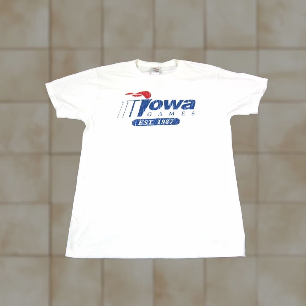 Fruit Of The Loom VINTAGE Fruit of the Loom Iowa Games Shirt Adult Medium White Summer Hawkeyes 2000s Y2K Mens Size US M / EU 48-50 / 2 - 1 Thumbnail