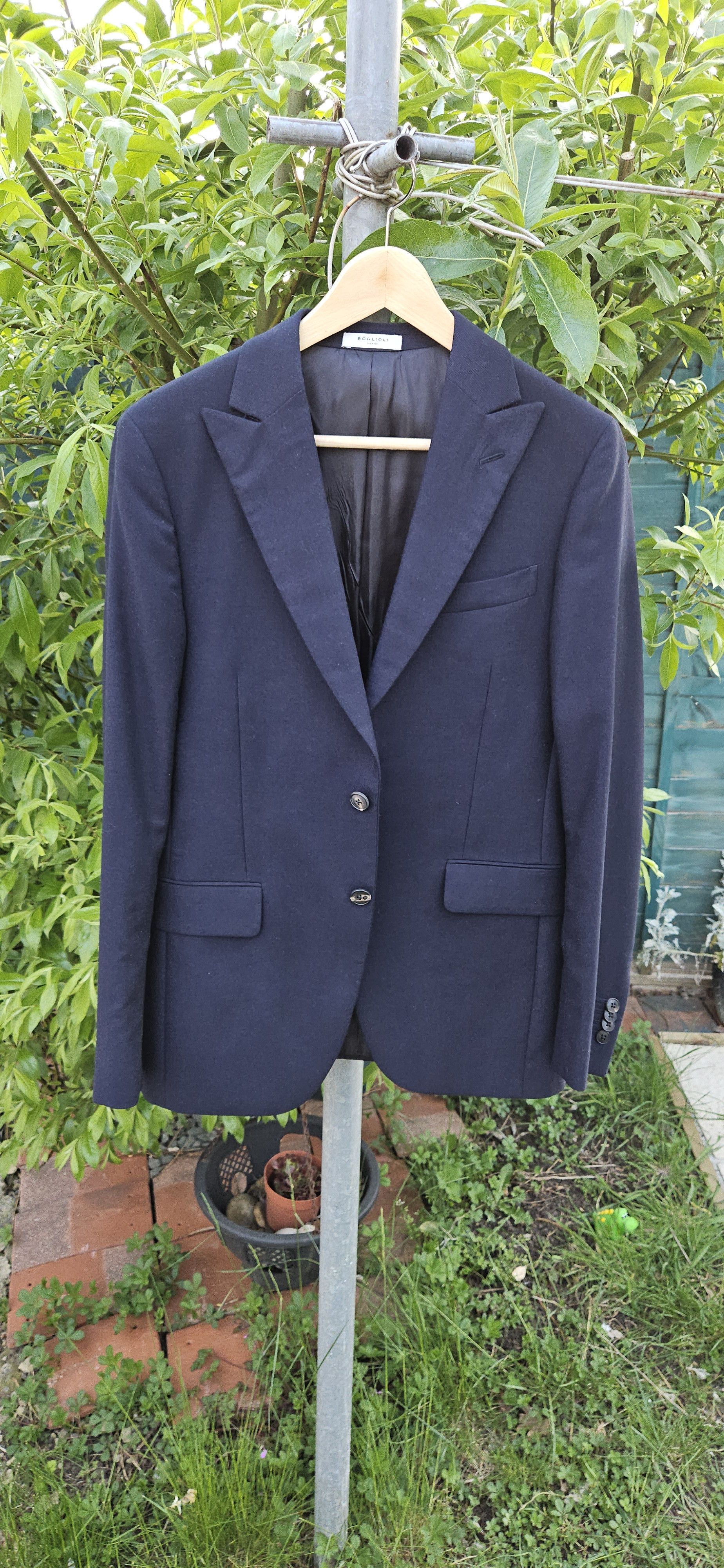 Boglioli 2Pc Suit. Single-Breast Wool. Unworn, IT 46, rrp $2000 Size 36R - 5 Thumbnail