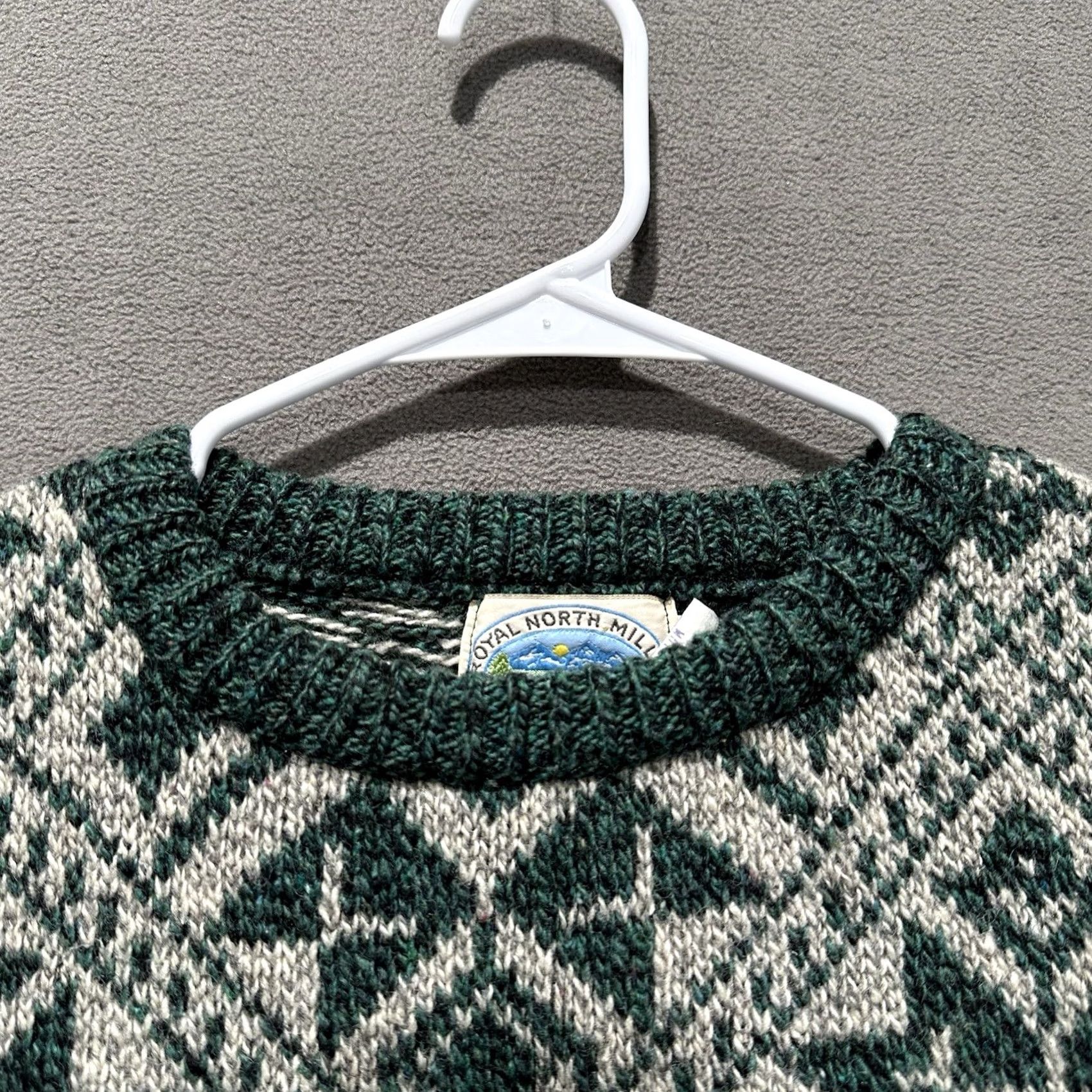Vintage VINTAGE Royal North Mills Outfitters Sweater Mens XL Green Wool Fair Isle Nordic Pullover 80s 90s Mens Size US XL / EU 56 / 4 - 3 Thumbnail
