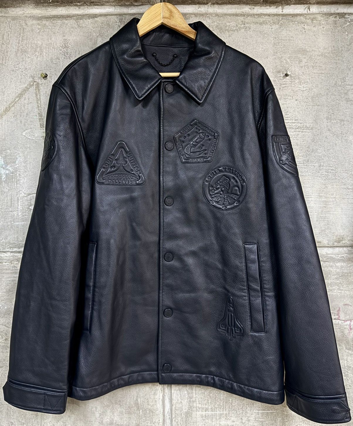 Louis Vuitton Louis Vuitton - 2019 - Satellite Patch - Lambskin Leather Size US L / EU 52-54 / 3 - 22 Thumbnail