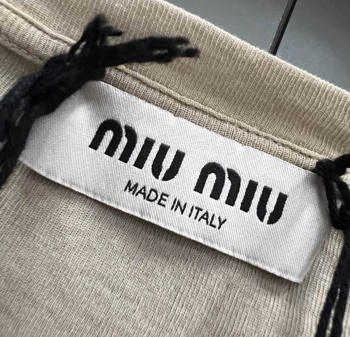 Miu Miu Miu Miu Solid Color Logo Crew Neck Dress J41 Size L / US 10 / IT 46 - 4 Thumbnail