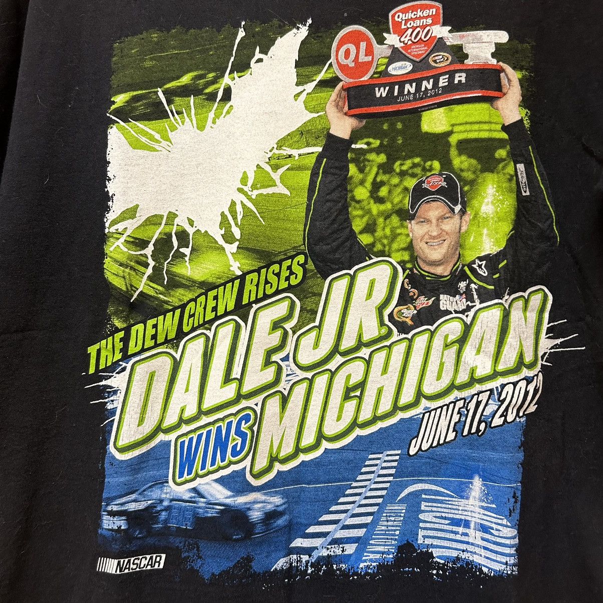 NASCAR Vintage Y2K Dale Jr. NASCAR The Dark Knight Rises T Shirt Size US M / EU 48-50 / 2 - 7 Thumbnail