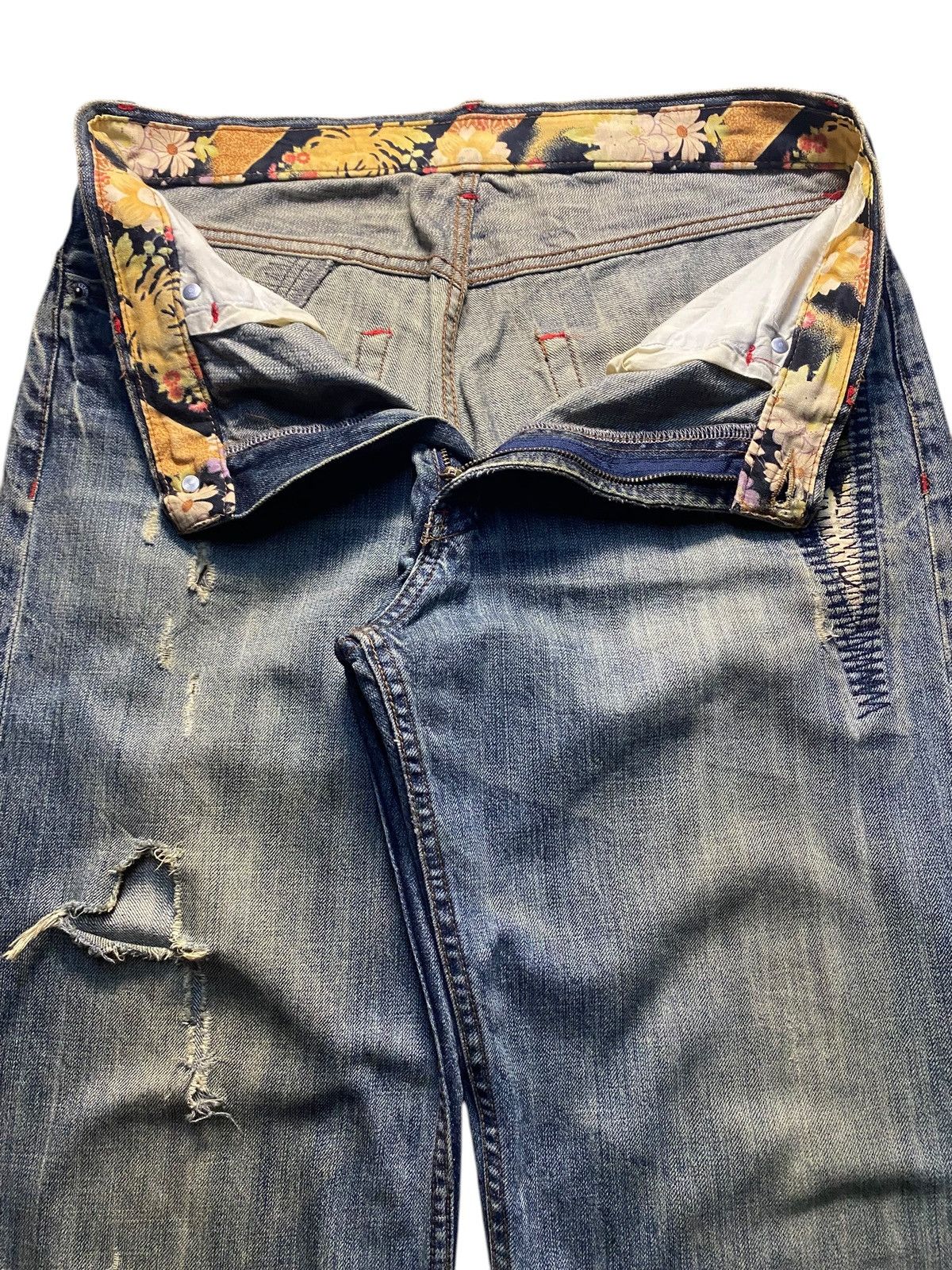 Japanese Brand Vintage Japanese Brand Embroidery Distressed Baggy Jeans Size US 32 / EU 48 - 9 Thumbnail